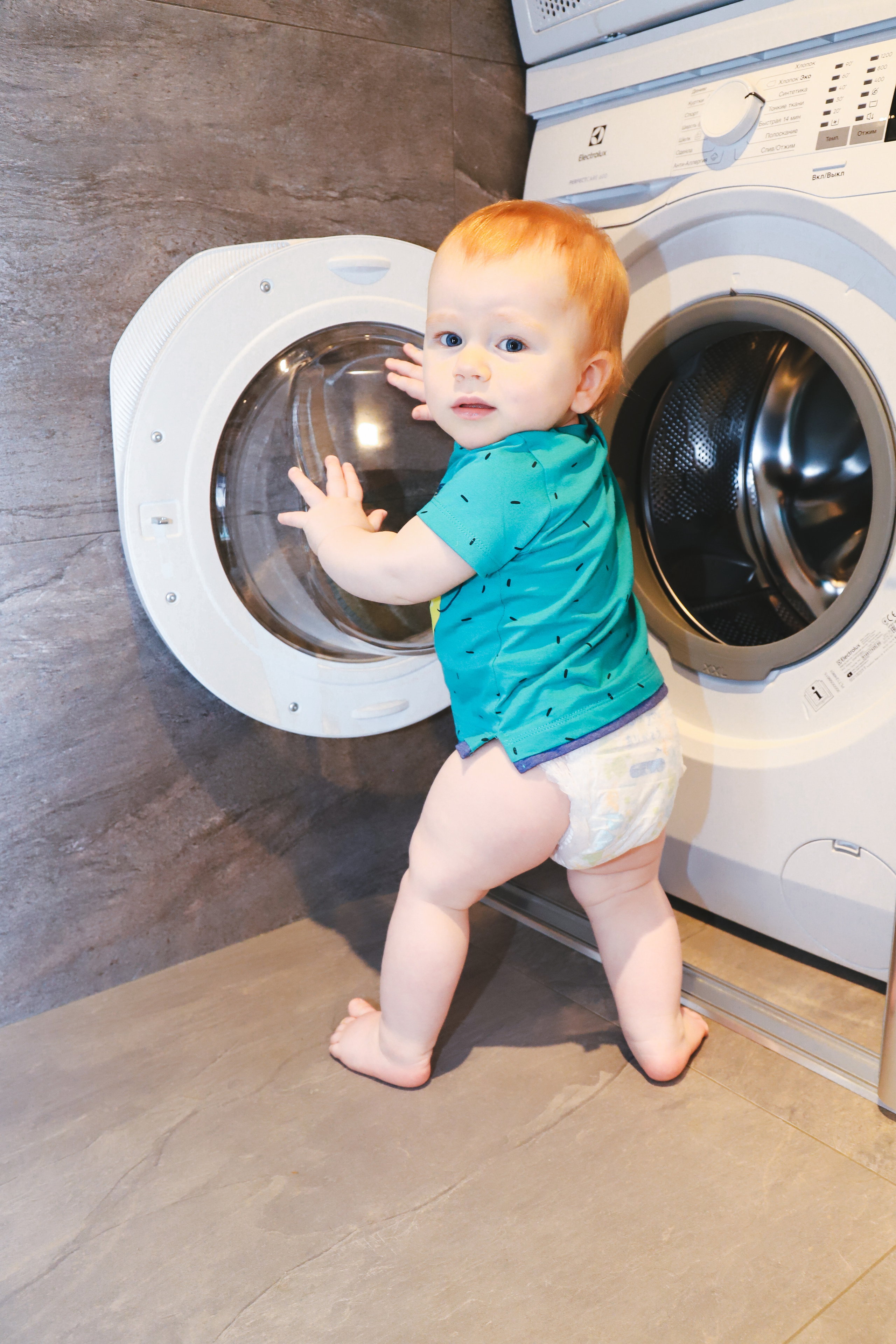 Домашняя фотосъемка Сергея, Елены и их прекрасных детей. Фотограф в Санкт-Петербурге Наталья Брилькова