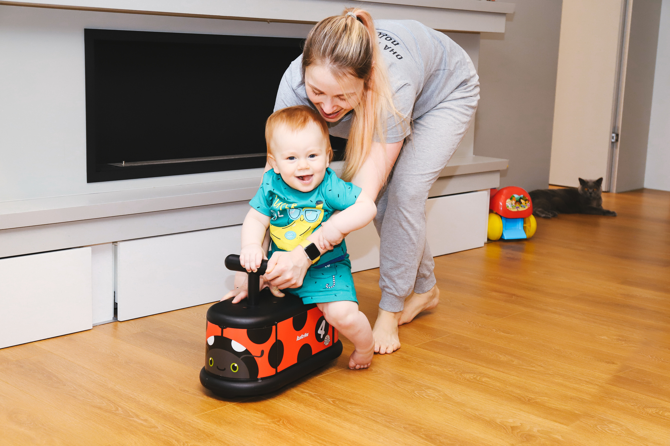 Домашняя фотосъемка Сергея, Елены и их прекрасных детей. Фотограф в Санкт-Петербурге Наталья Брилькова