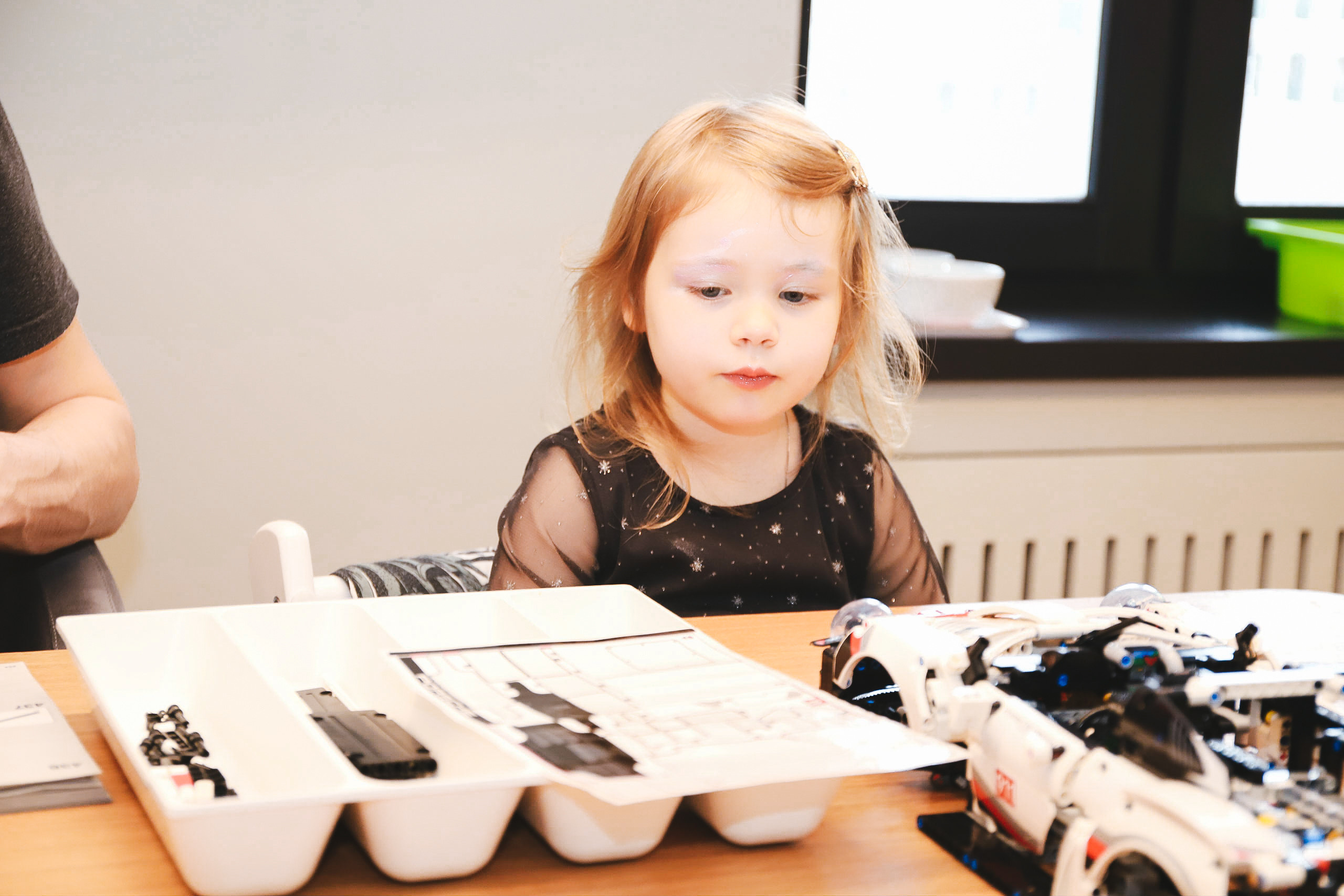 Домашняя фотосъемка Сергея, Елены и их прекрасных детей. Фотограф в Санкт-Петербурге Наталья Брилькова