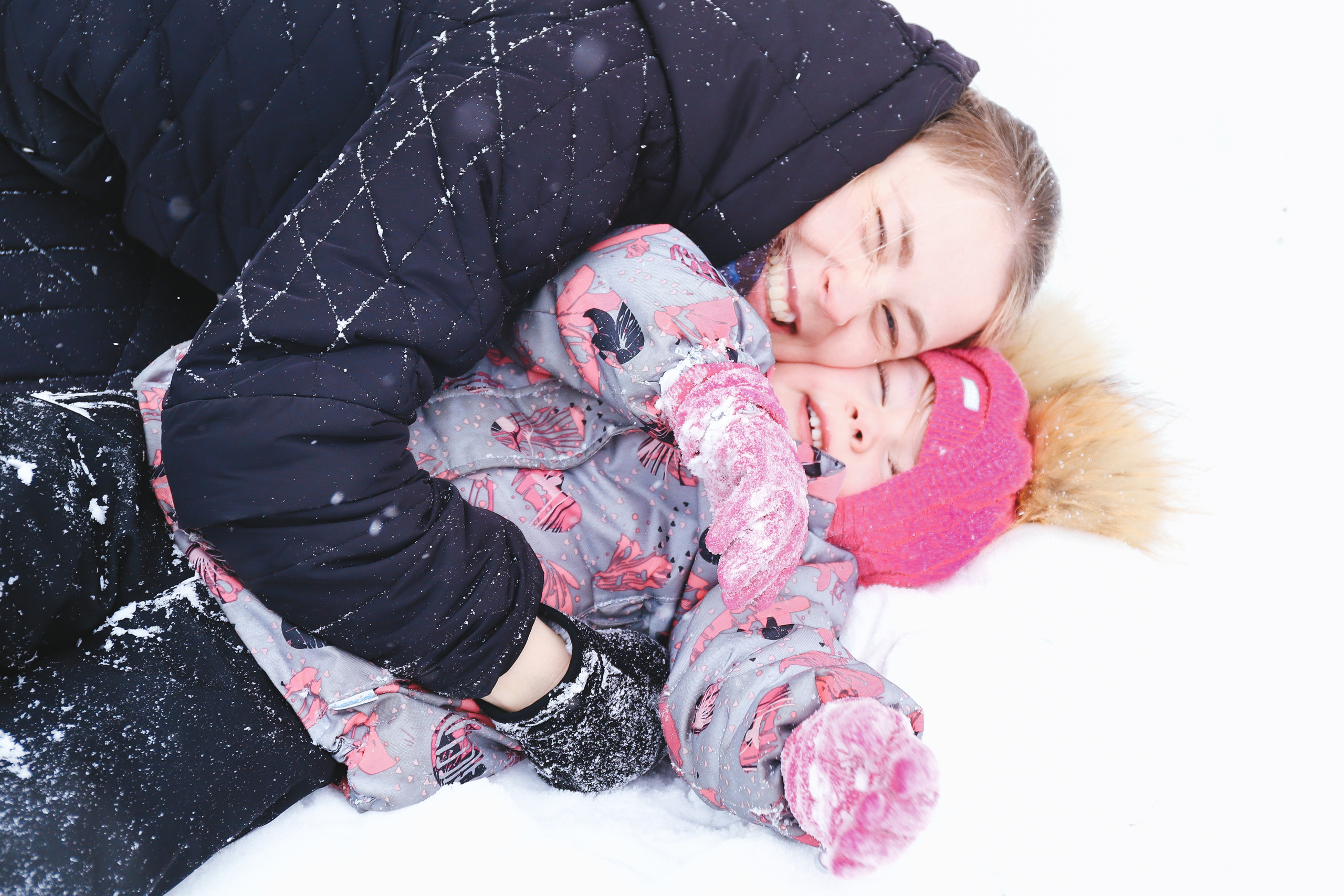 Домашняя фотосъемка Сергея, Елены и их прекрасных детей. Фотограф в Санкт-Петербурге Наталья Брилькова