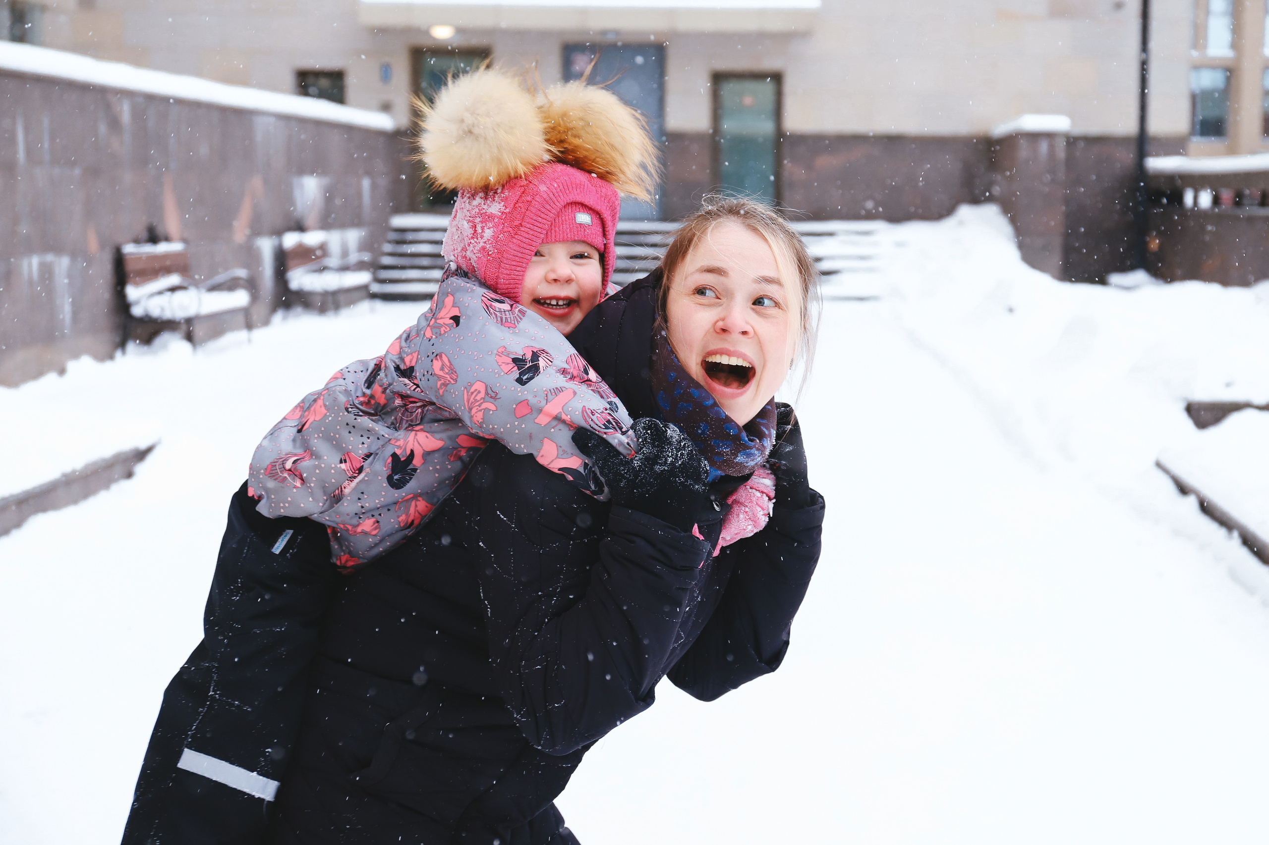 Домашняя фотосъемка Сергея, Елены и их прекрасных детей. Фотограф в Санкт-Петербурге Наталья Брилькова