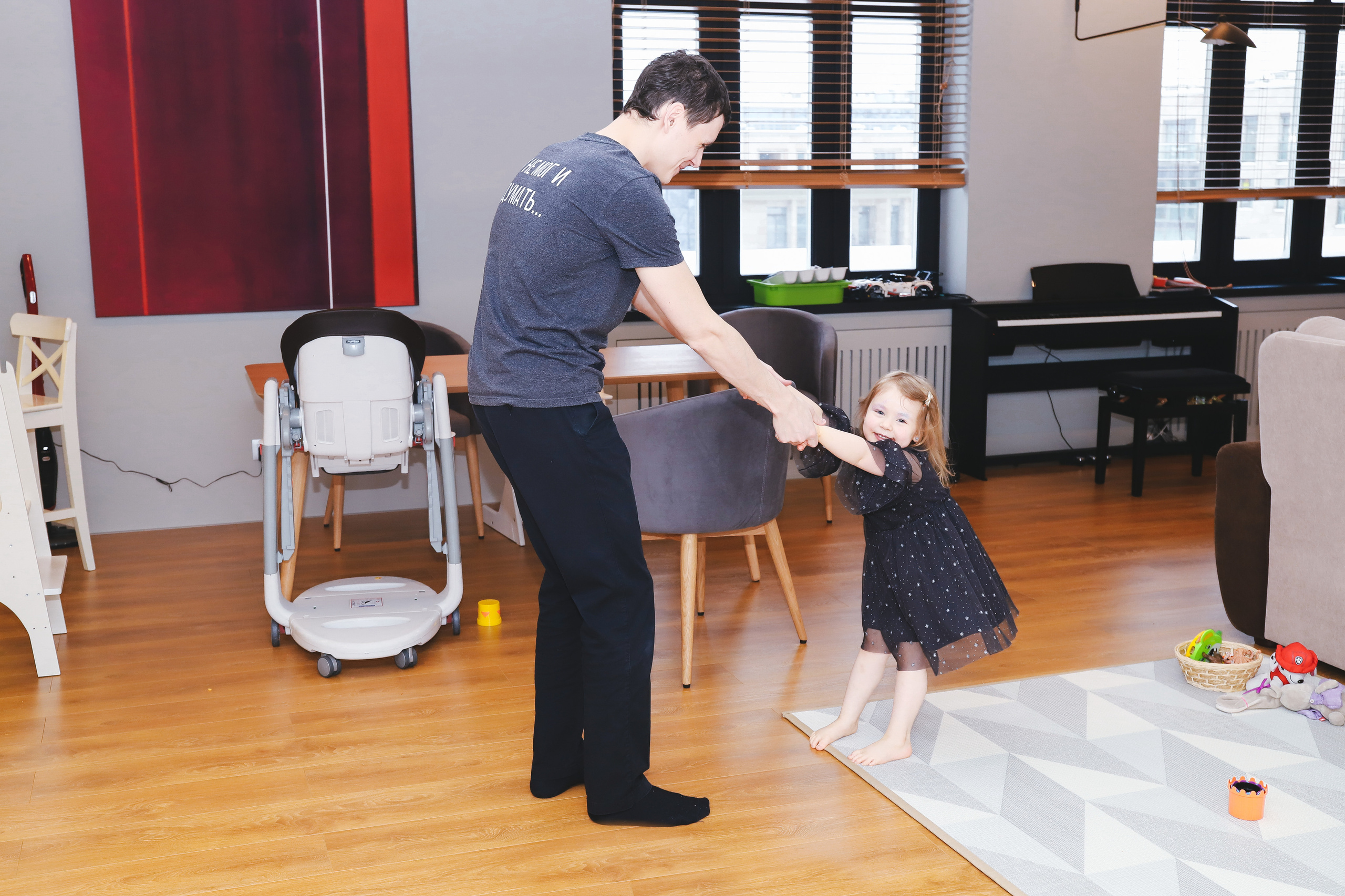 Домашняя фотосъемка Сергея, Елены и их прекрасных детей. Фотограф в Санкт-Петербурге Наталья Брилькова