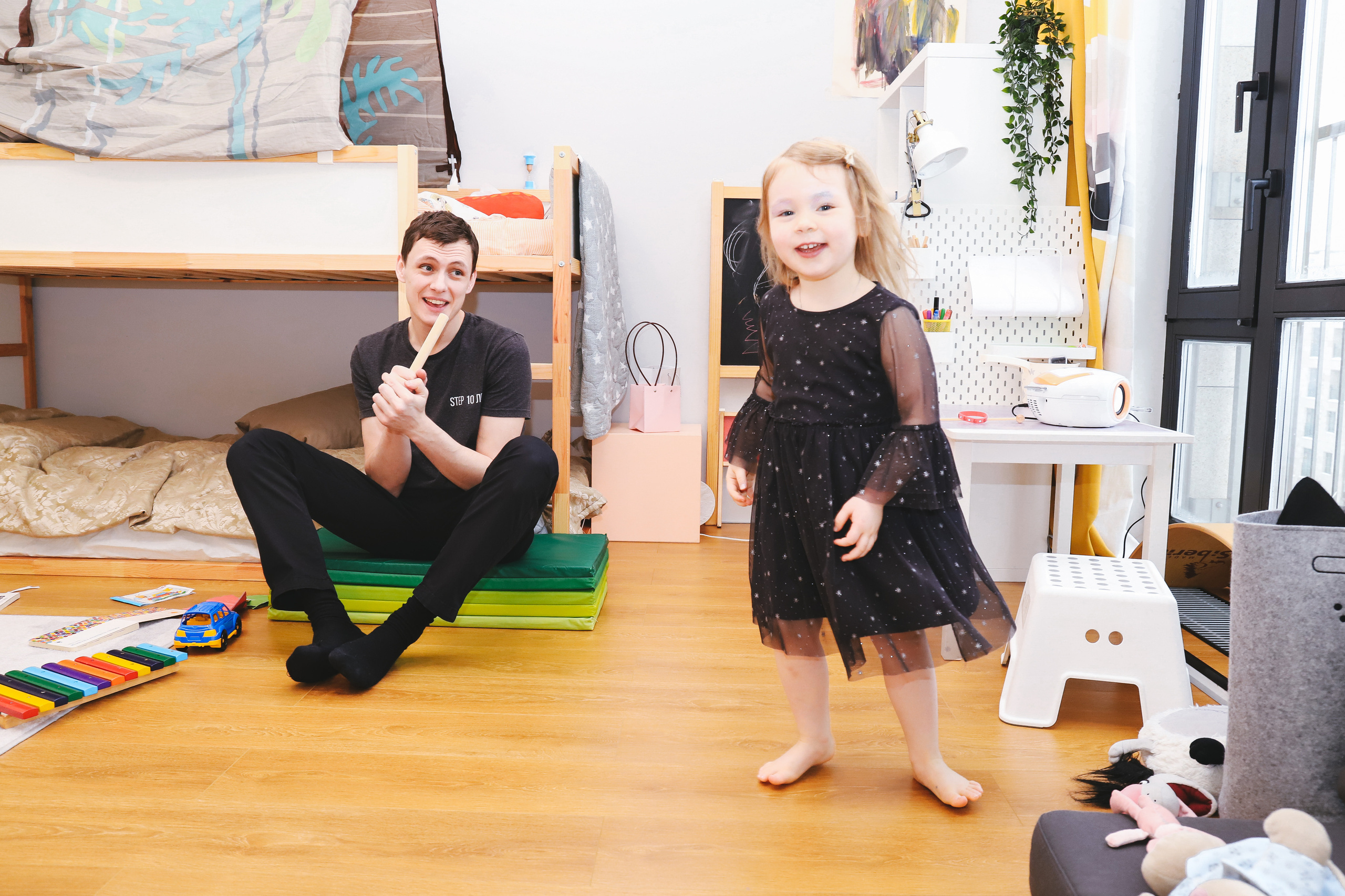 Домашняя фотосъемка Сергея, Елены и их прекрасных детей. Фотограф в Санкт-Петербурге Наталья Брилькова