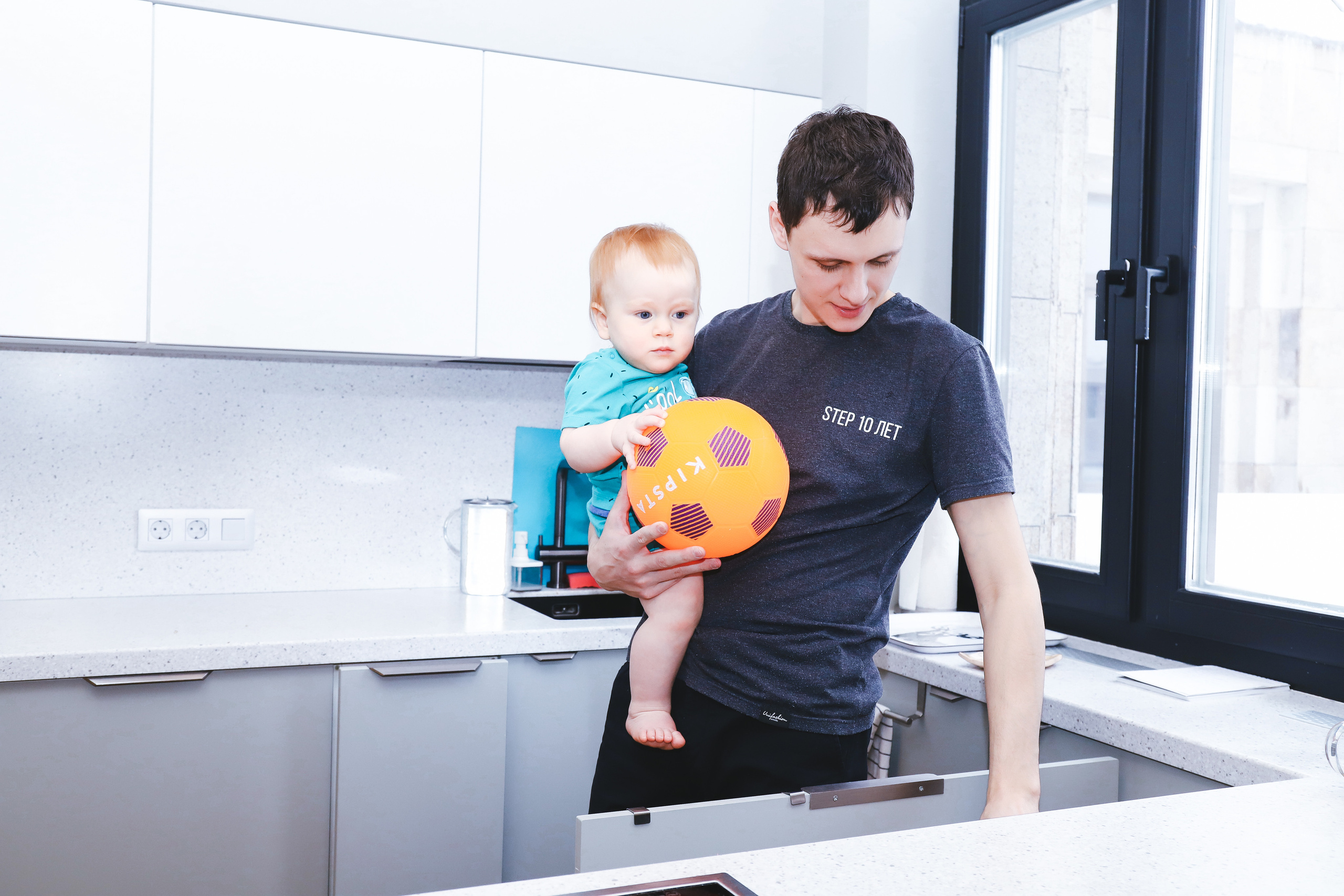 Домашняя фотосъемка Сергея, Елены и их прекрасных детей. Фотограф в Санкт-Петербурге Наталья Брилькова