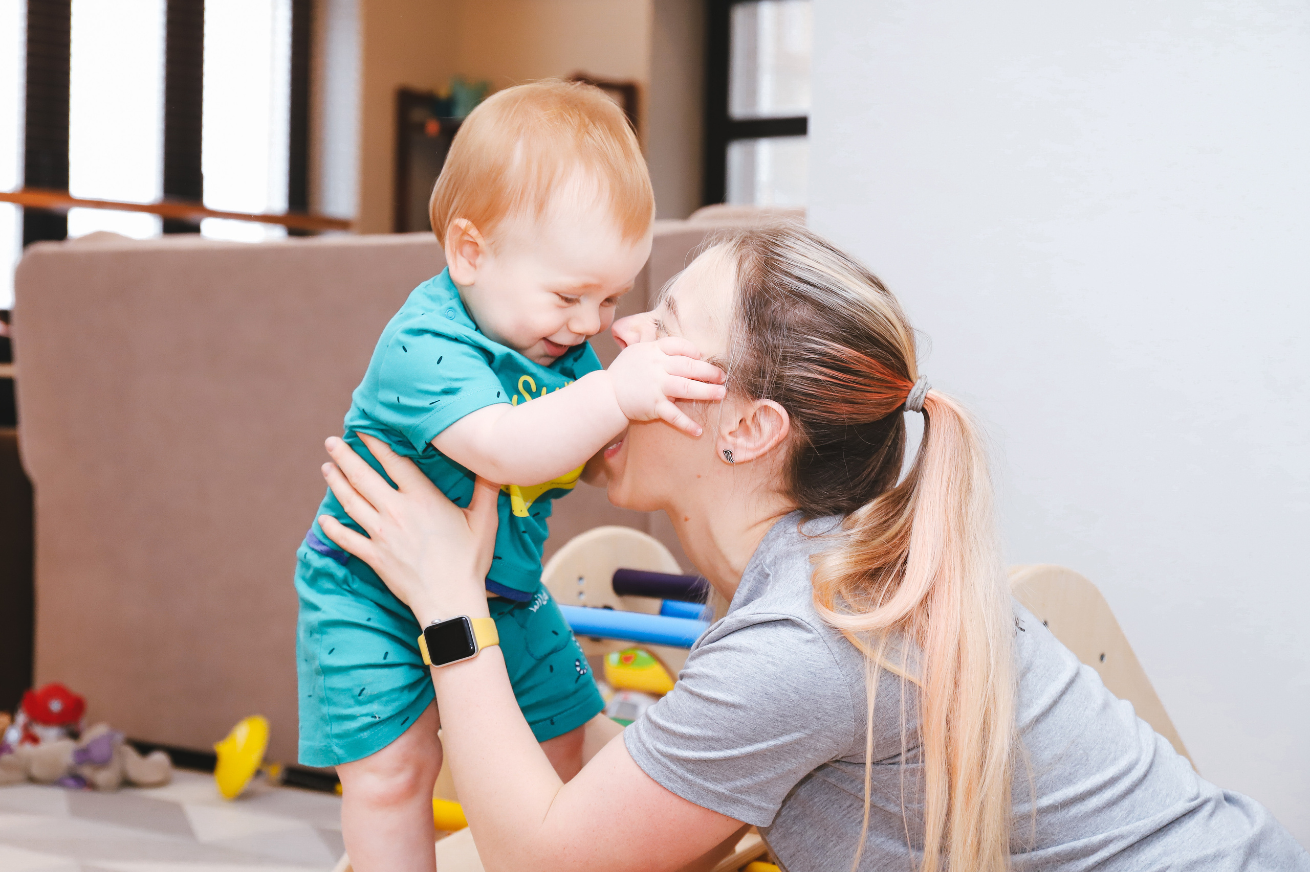 Домашняя фотосъемка Сергея, Елены и их прекрасных детей. Фотограф в Санкт-Петербурге Наталья Брилькова