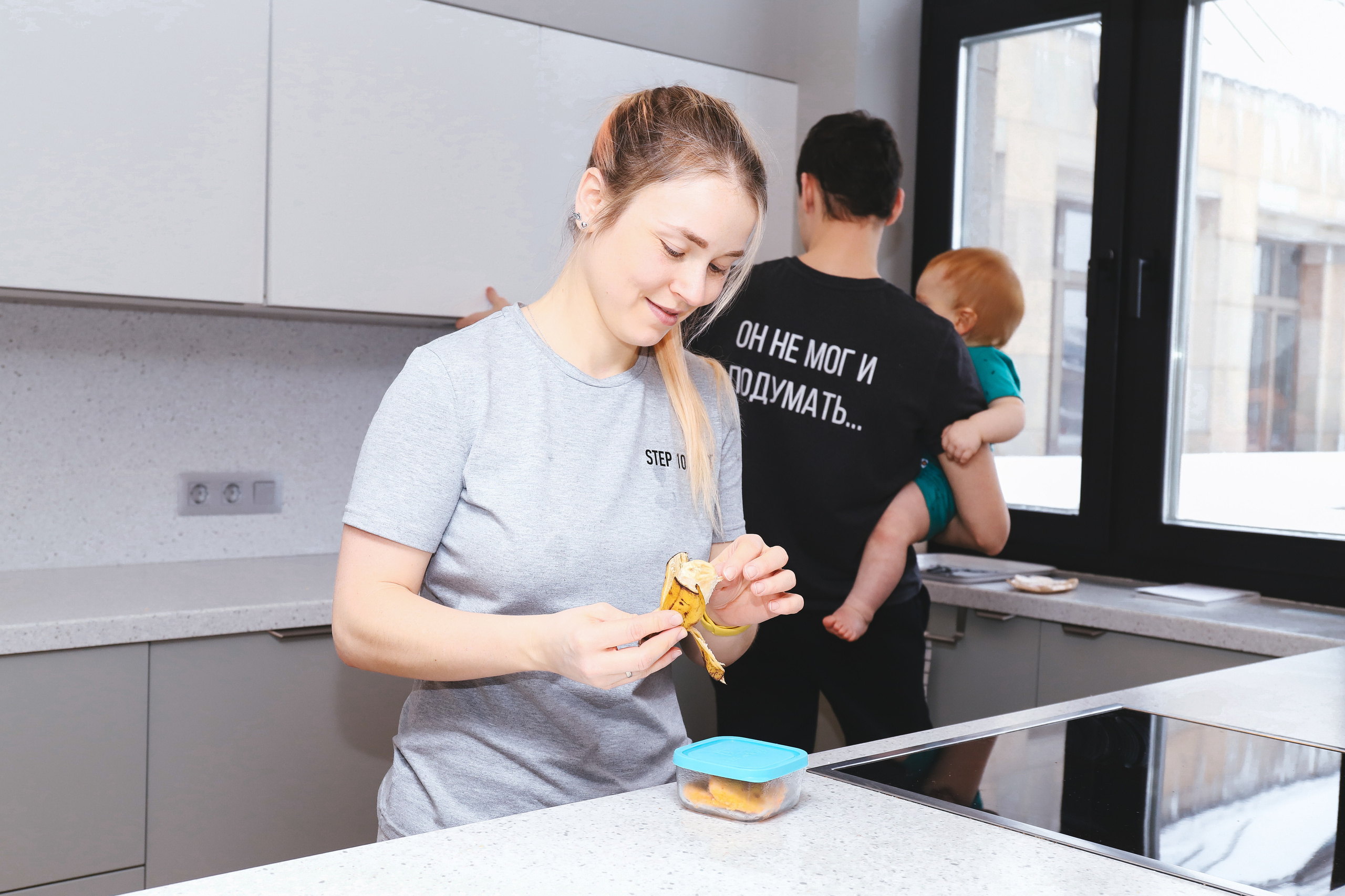 Домашняя фотосъемка Сергея, Елены и их прекрасных детей. Фотограф в Санкт-Петербурге Наталья Брилькова