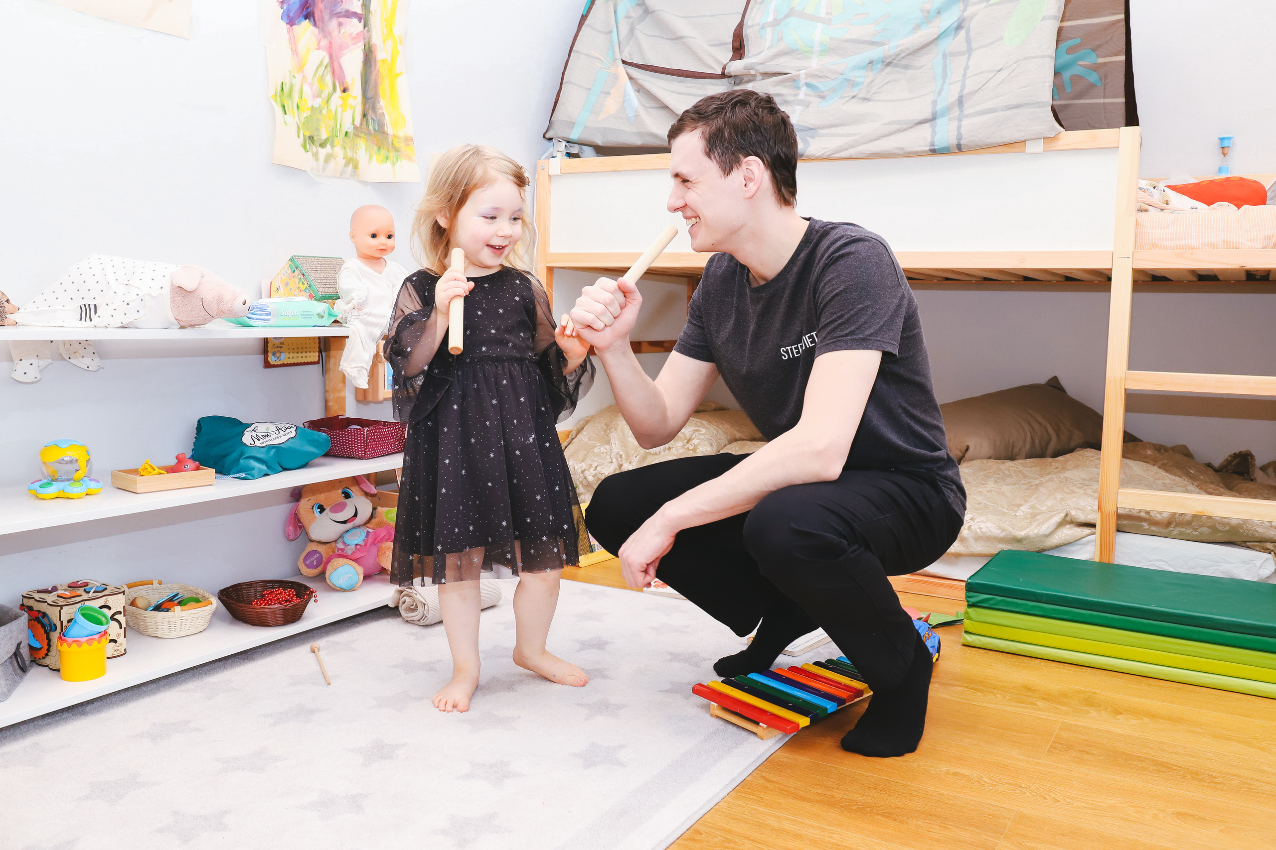 Домашняя фотосъемка Сергея, Елены и их прекрасных детей. Фотограф в Санкт-Петербурге Наталья Брилькова