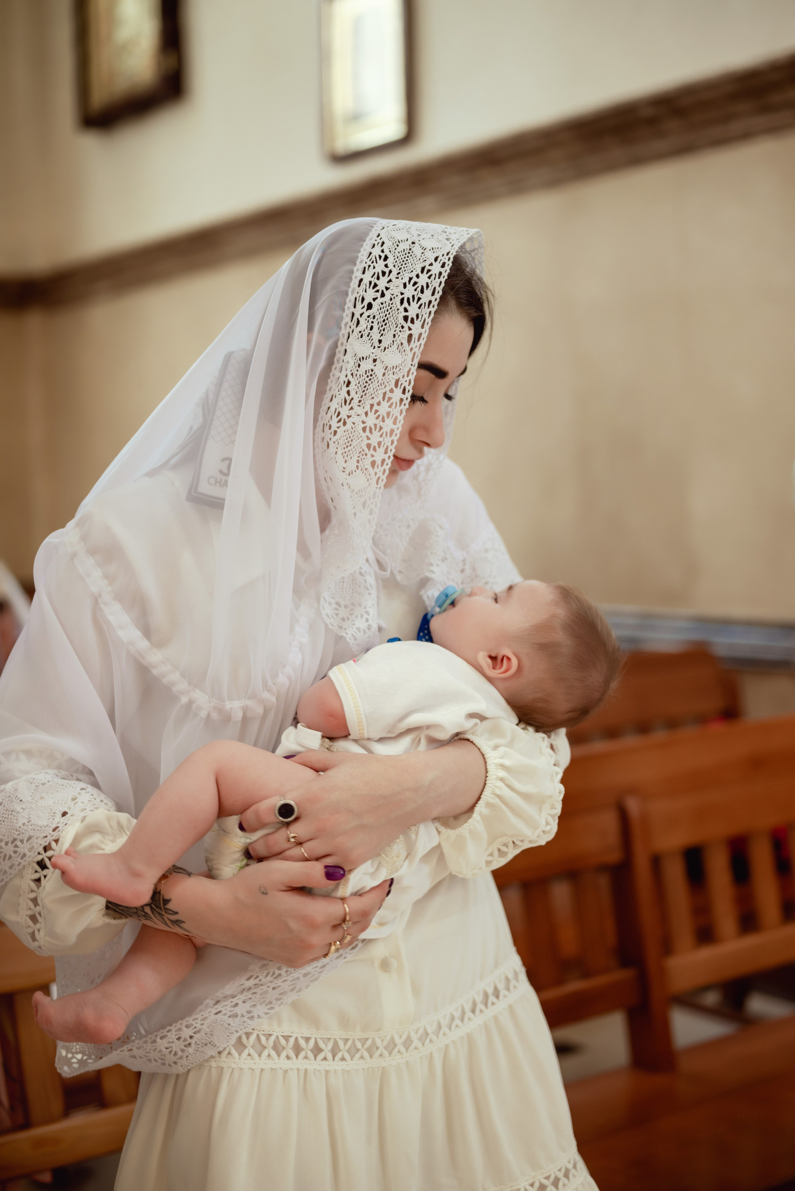 Крещение в храме Петра и Февронии. Юлия Басня семейный и свадебный фотограф в Донецке