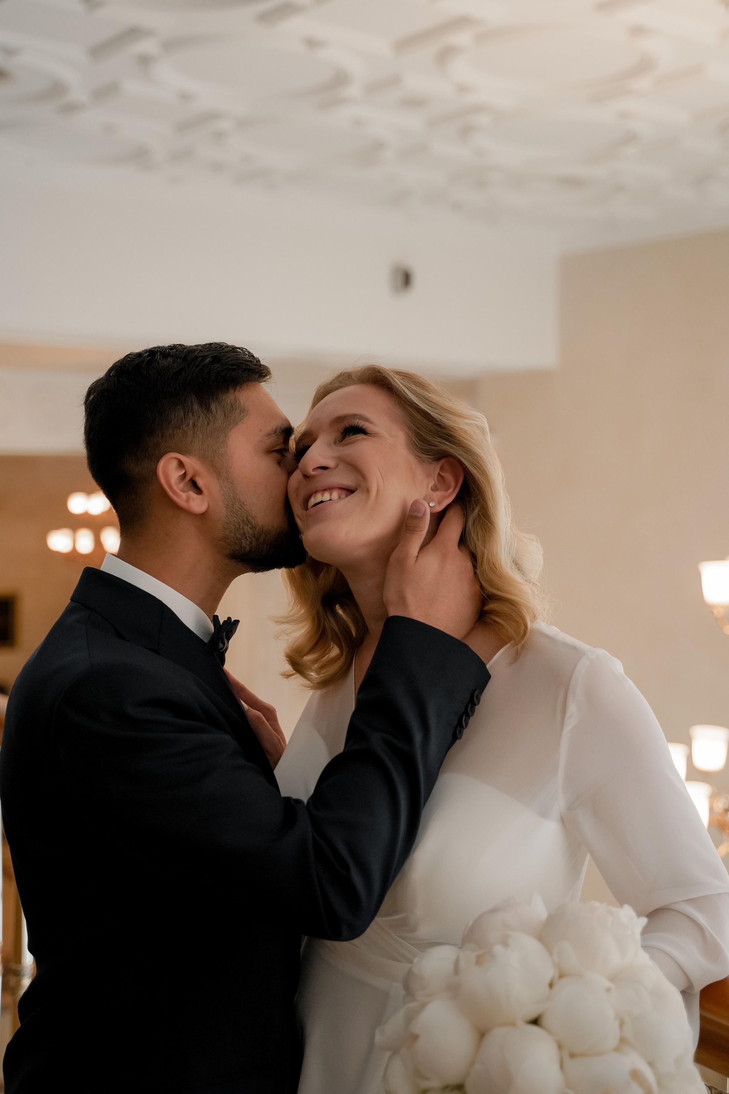 Светлана и Сант. Свадебный фотограф Марина Попова