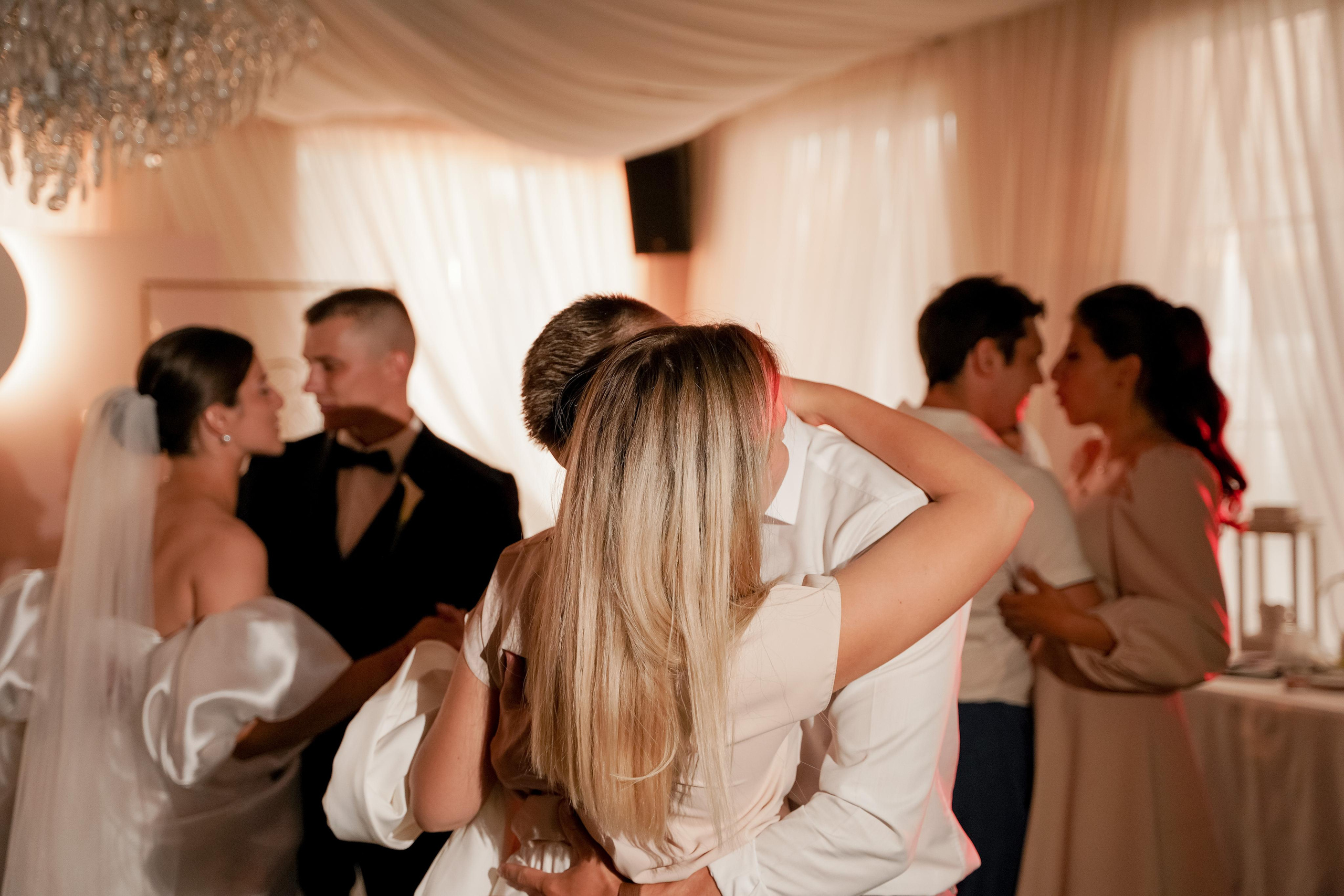 Алена и Олег. Свадебный фотограф Марина Попова