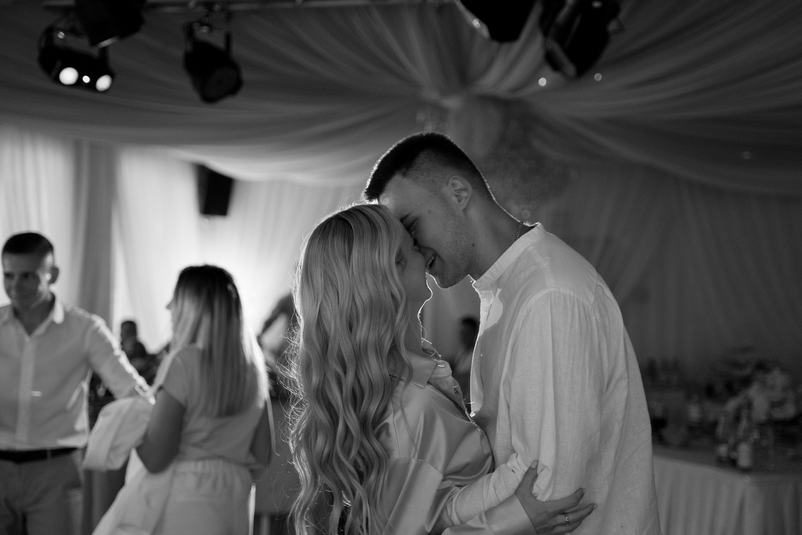 Алена и Олег. Свадебный фотограф Марина Попова