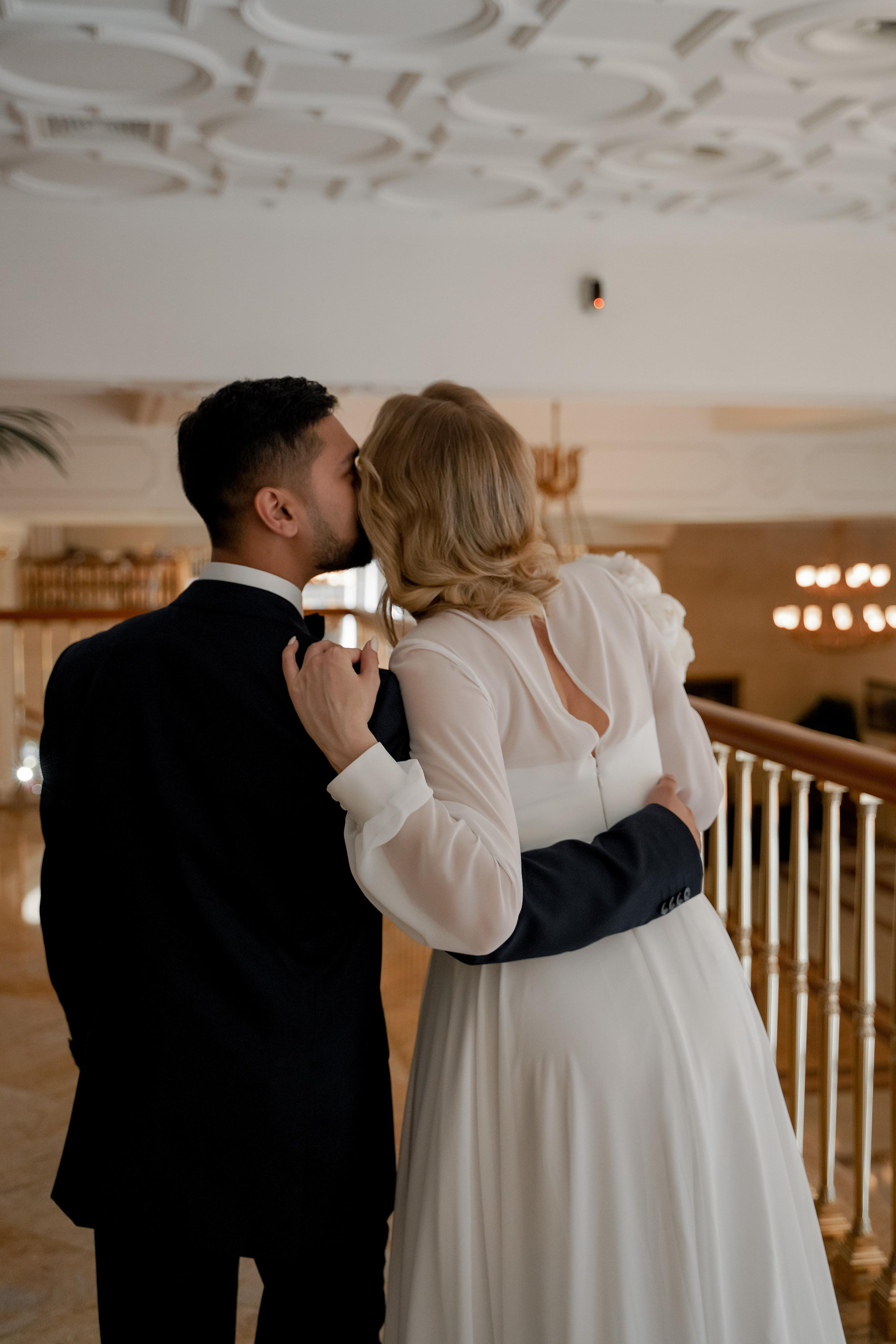 Светлана и Сант. Свадебный фотограф Марина Попова