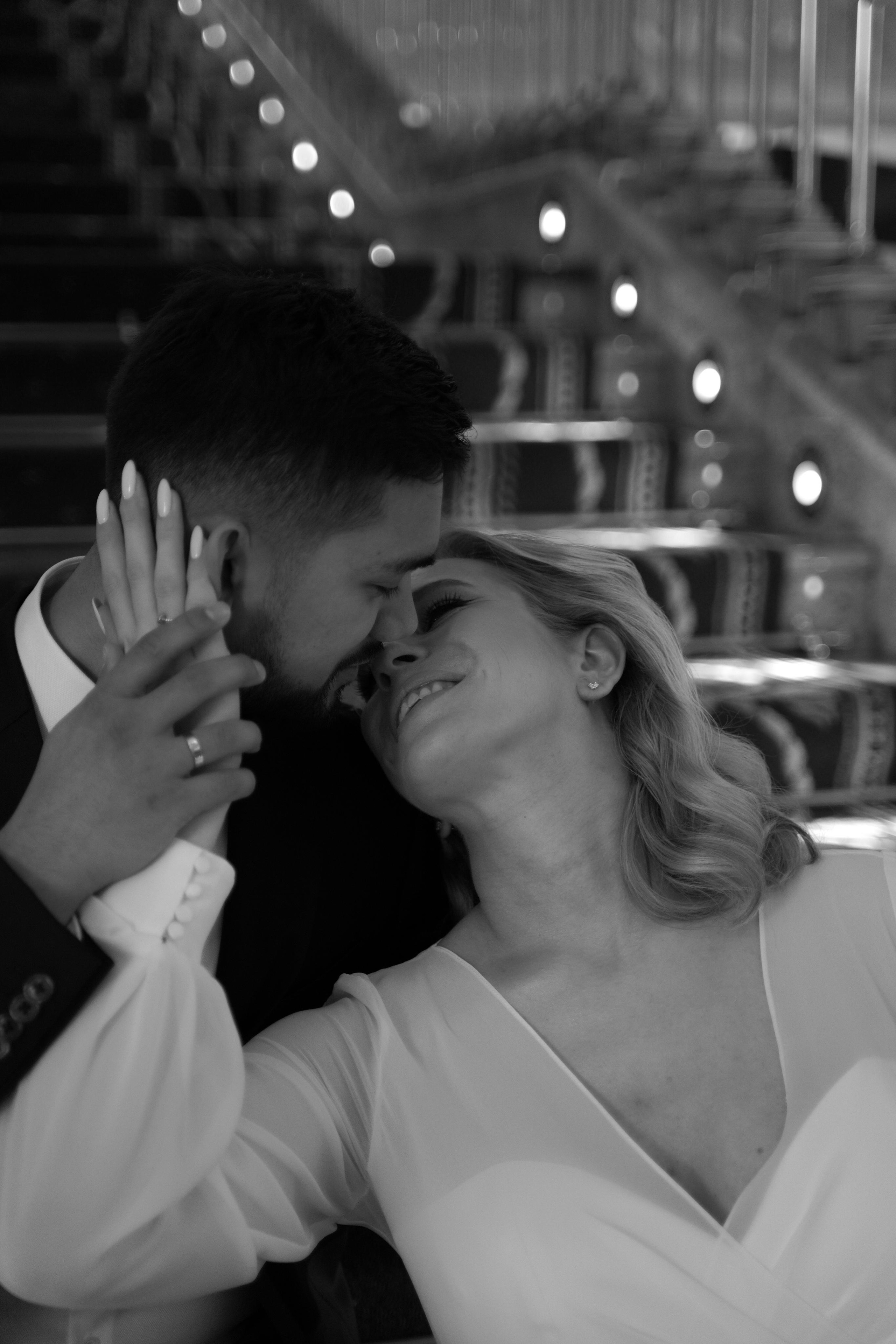 Светлана и Сант. Свадебный фотограф Марина Попова