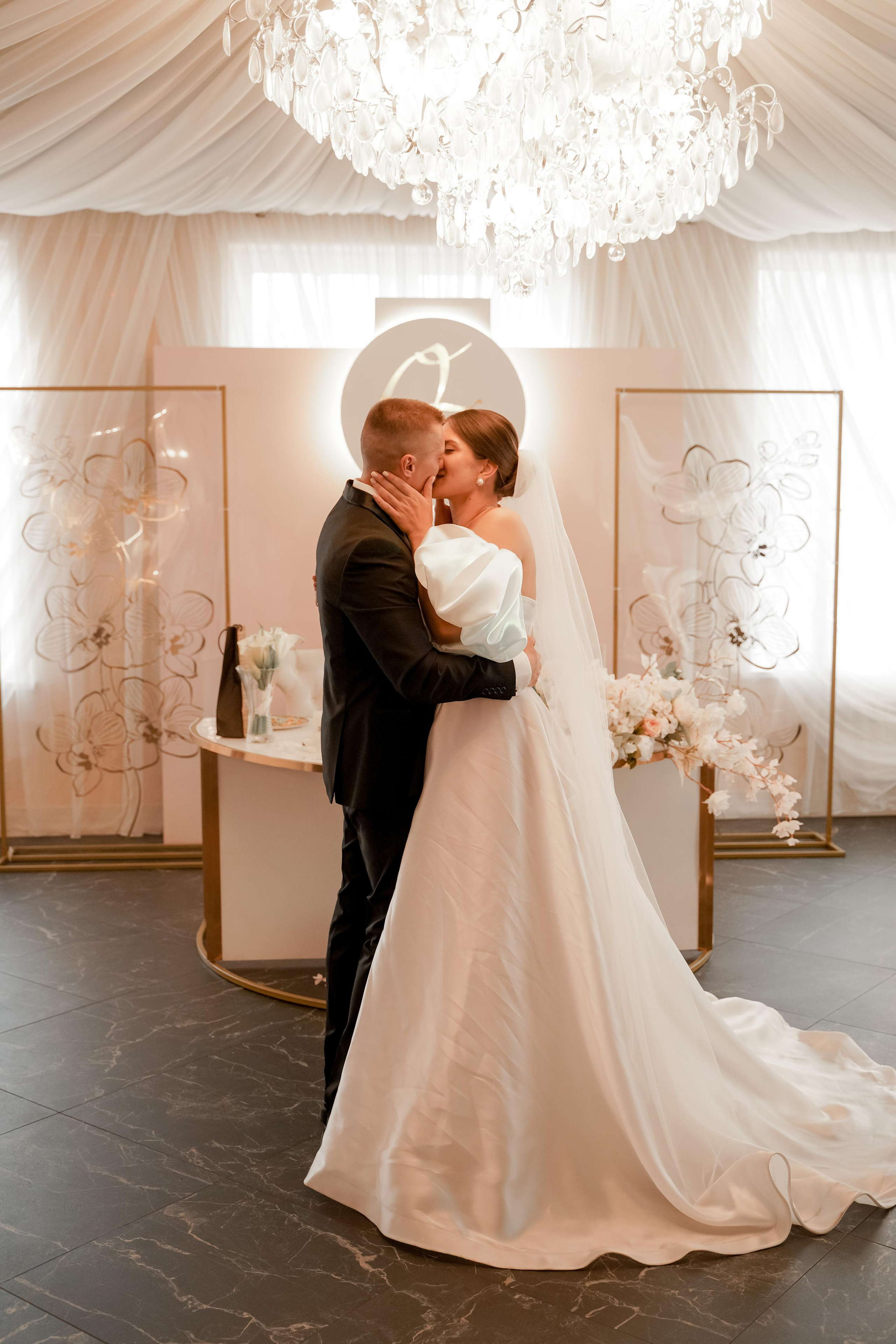 Алена и Олег. Свадебный фотограф Марина Попова