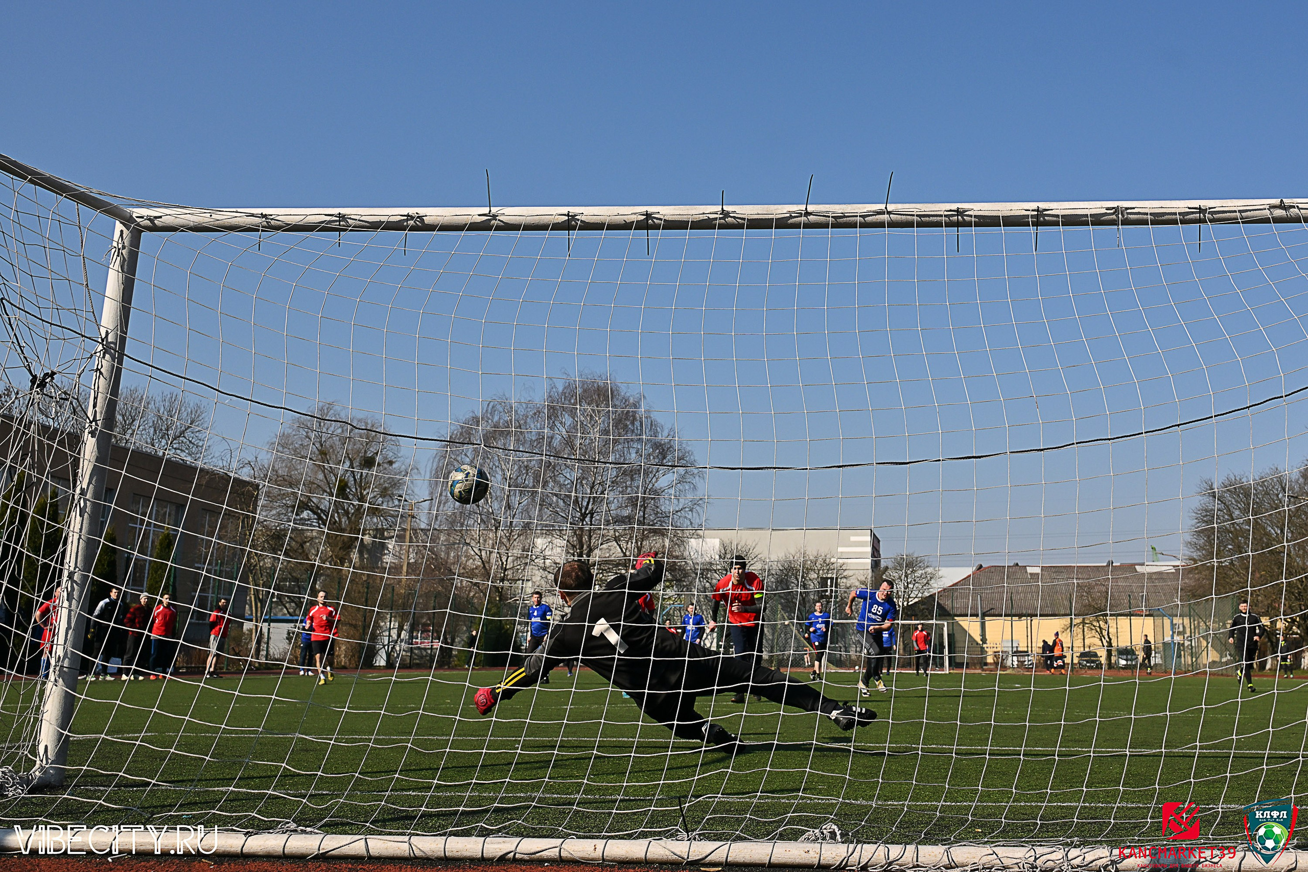 XX ЧЕМПИОНАТ КАЛИНИНГРАДСКОЙ ЛФЛ КАНЦМАРКЕТ39 сезона 2024–2025 гг. VIBECITY.RU Вайб Сити Ру Фоторепортажи Фотоотчеты Калининград