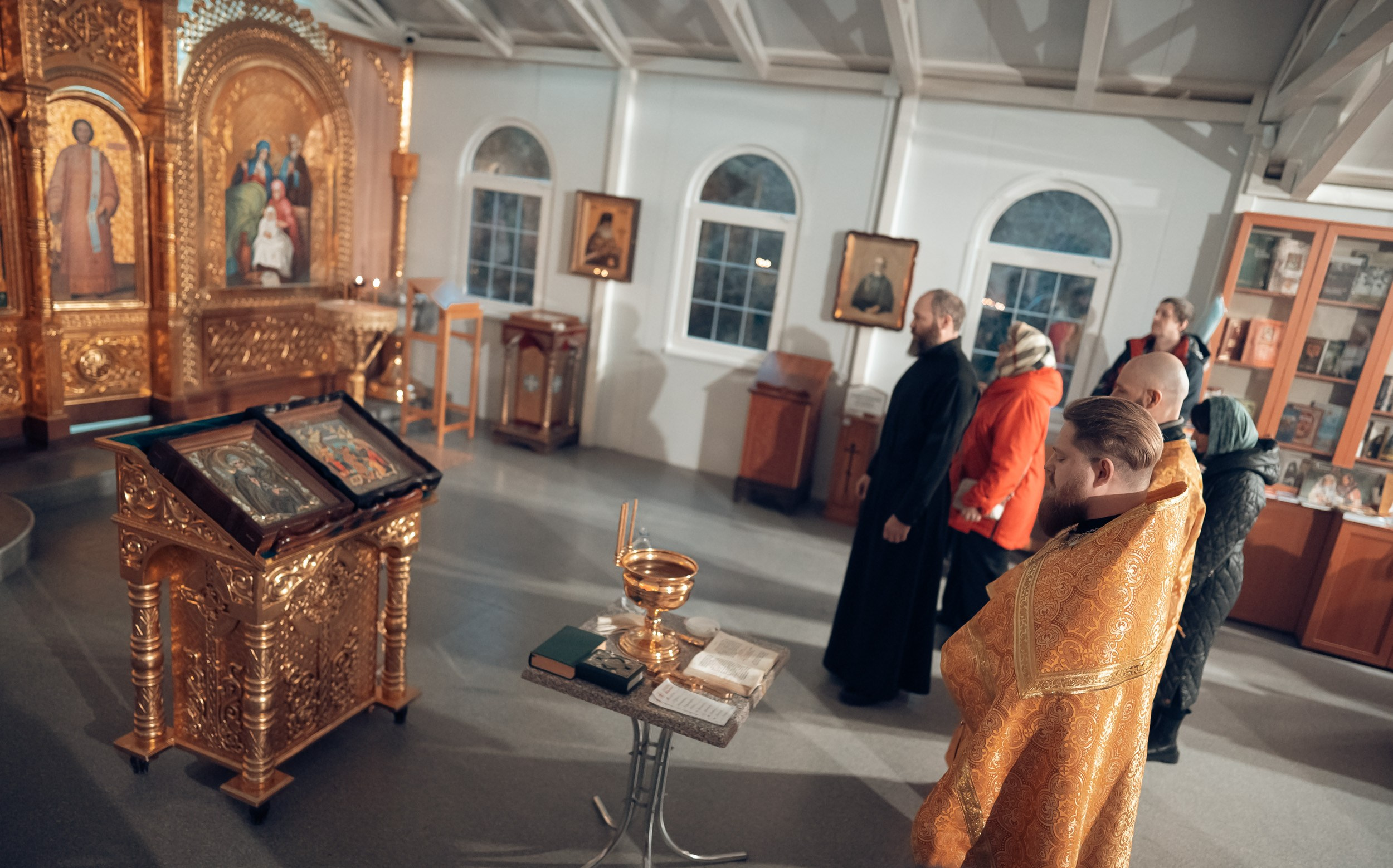 Богослужения в храме Прп.Виталия Александрийского г. Севастополь. Церковный фотограф Севастополь