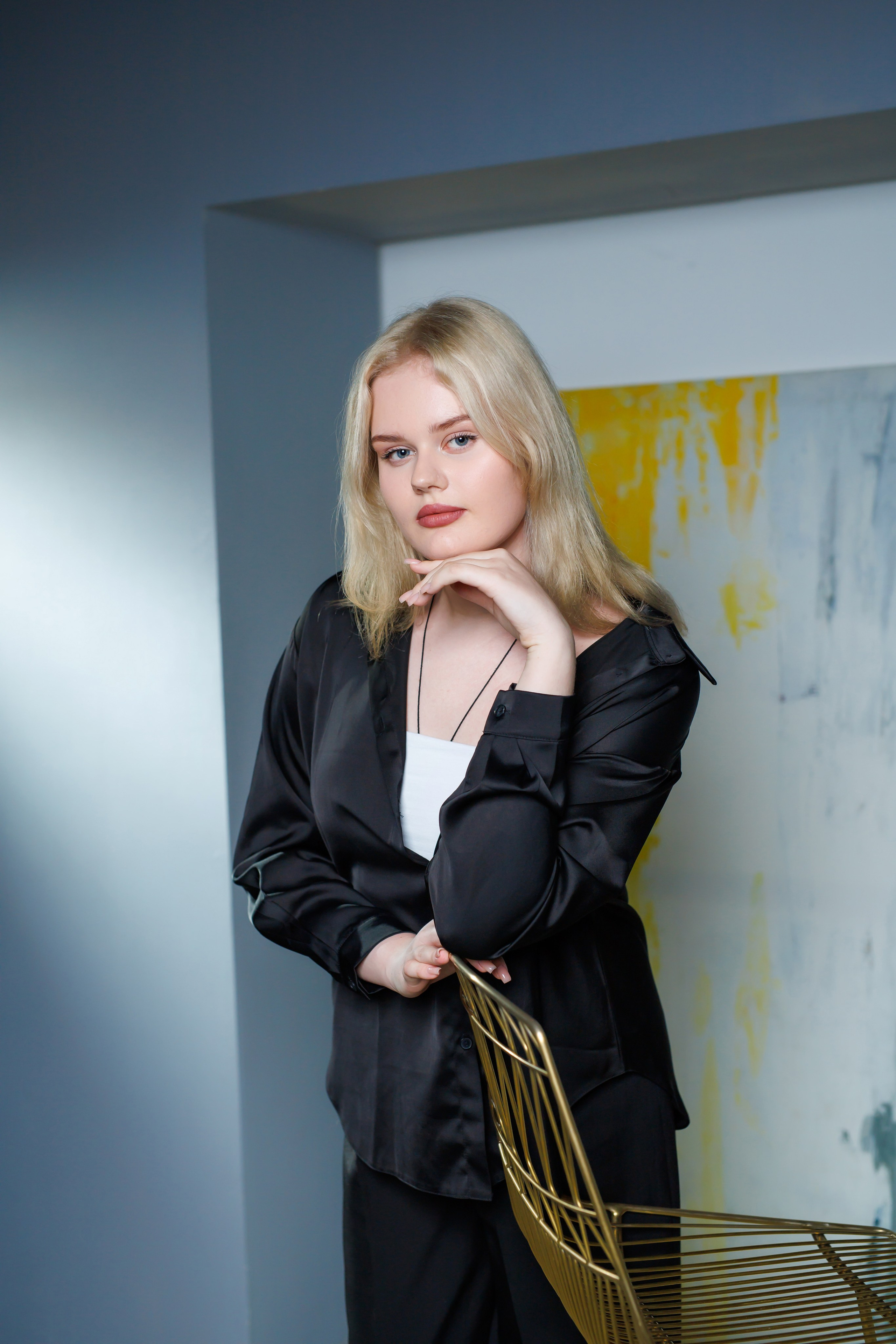 Студийная фотосъемка для старших классов в Москве. Профессиональная фото и видеосъемка. Москва