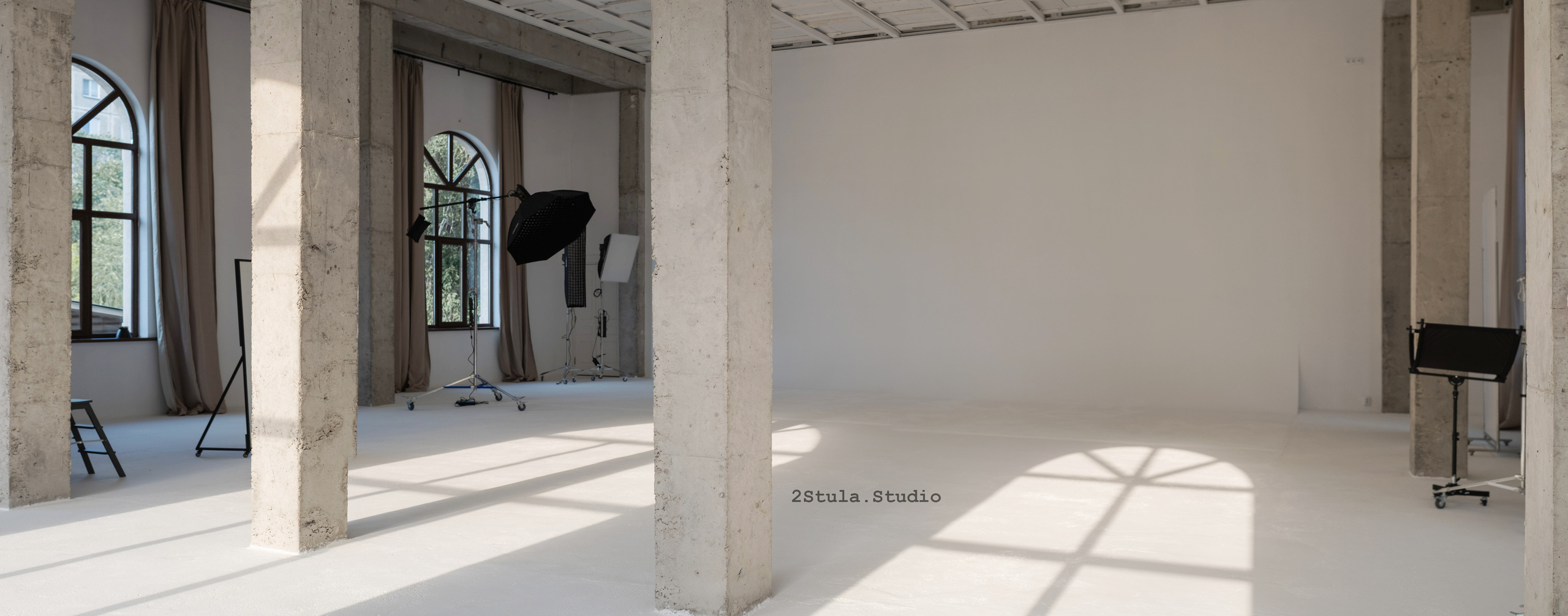 Фотостудия Алматы зал Лайтрум. Фотостудия Алматы — 2 Stula.Studio | Аренда залов