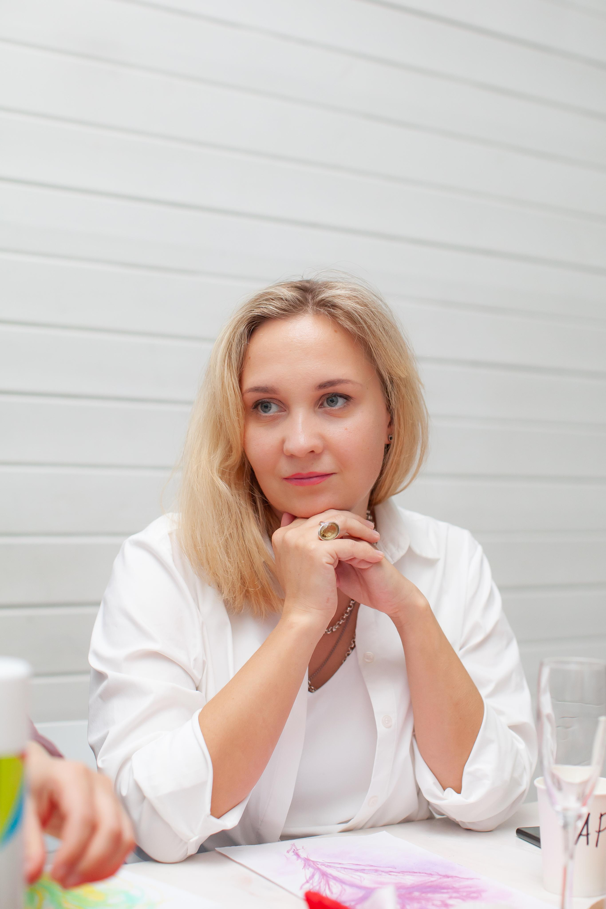 WSClub развиртуализация апрель 2023. Портретный творческий фотограф в Москве Надя Дудник