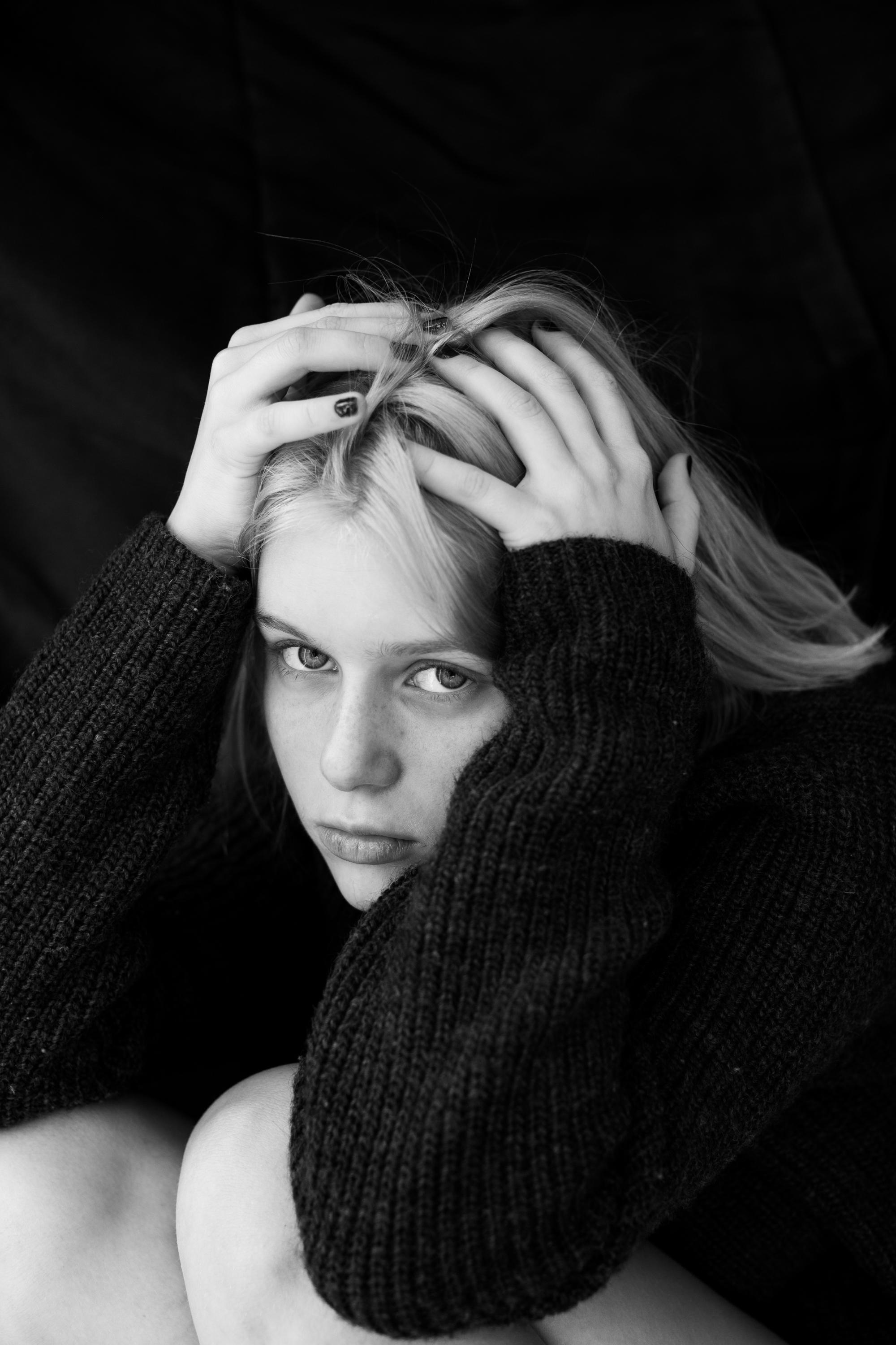 И снова Алиса — мой верный «partner in crime» и по совместительству дочь))). Портретный творческий фотограф в Москве Надя Дудник