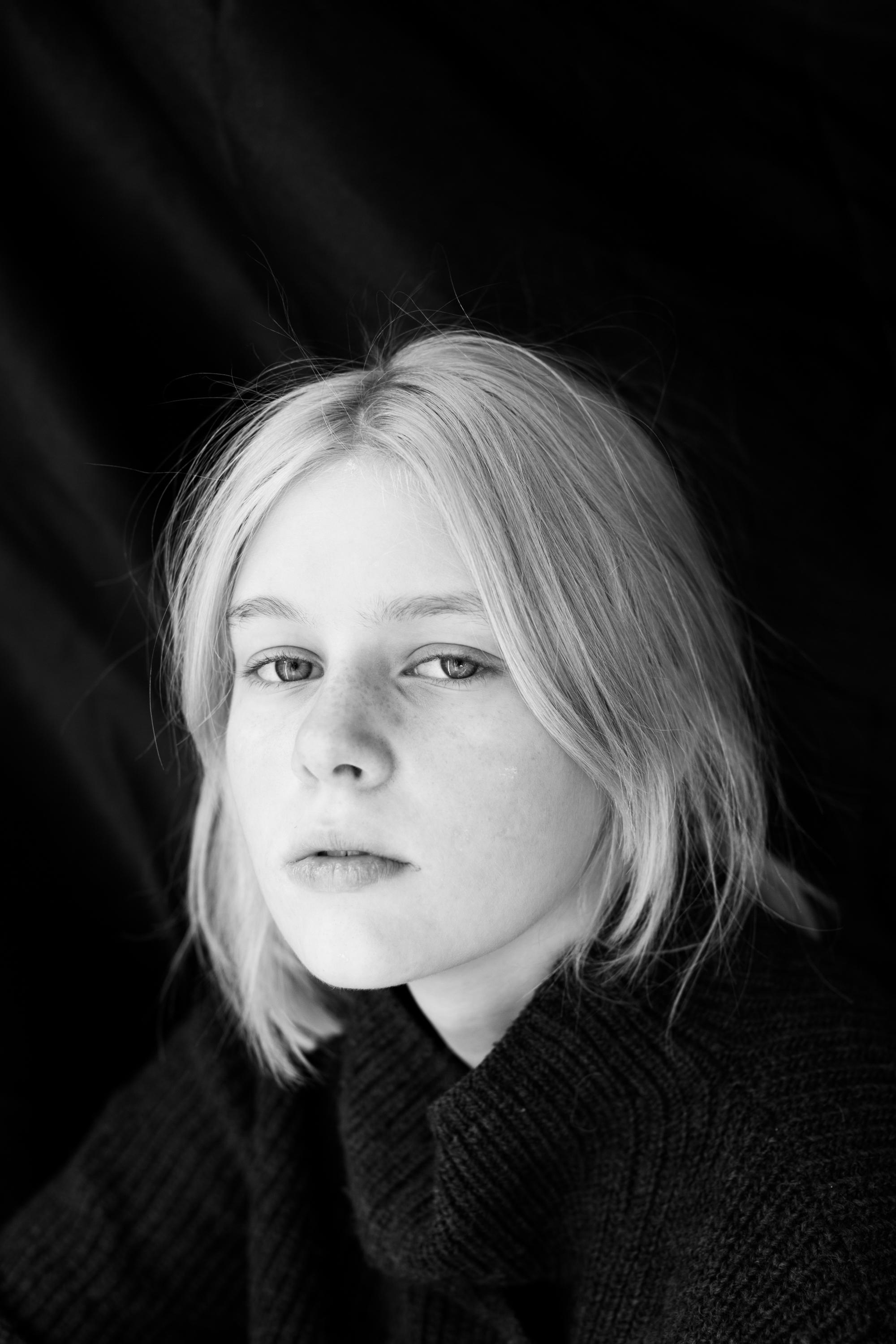 И снова Алиса — мой верный «partner in crime» и по совместительству дочь))). Портретный творческий фотограф в Москве Надя Дудник