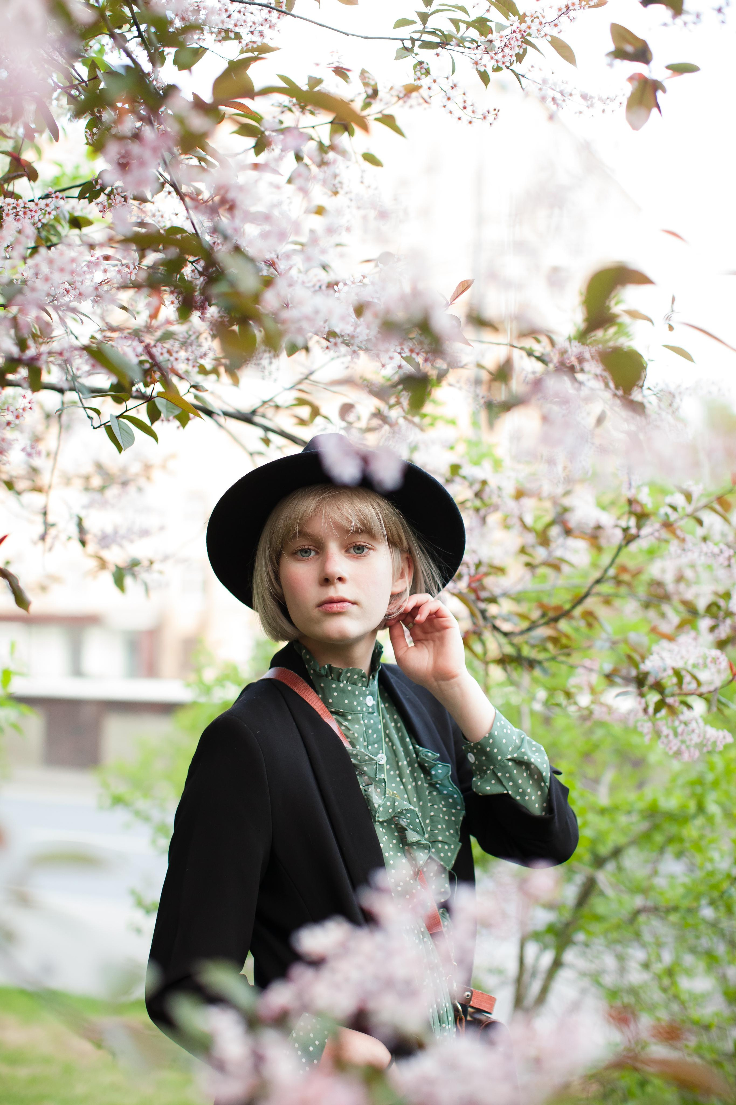 Весенняя уличная съемка. Портретный творческий фотограф в Москве Надя Дудник