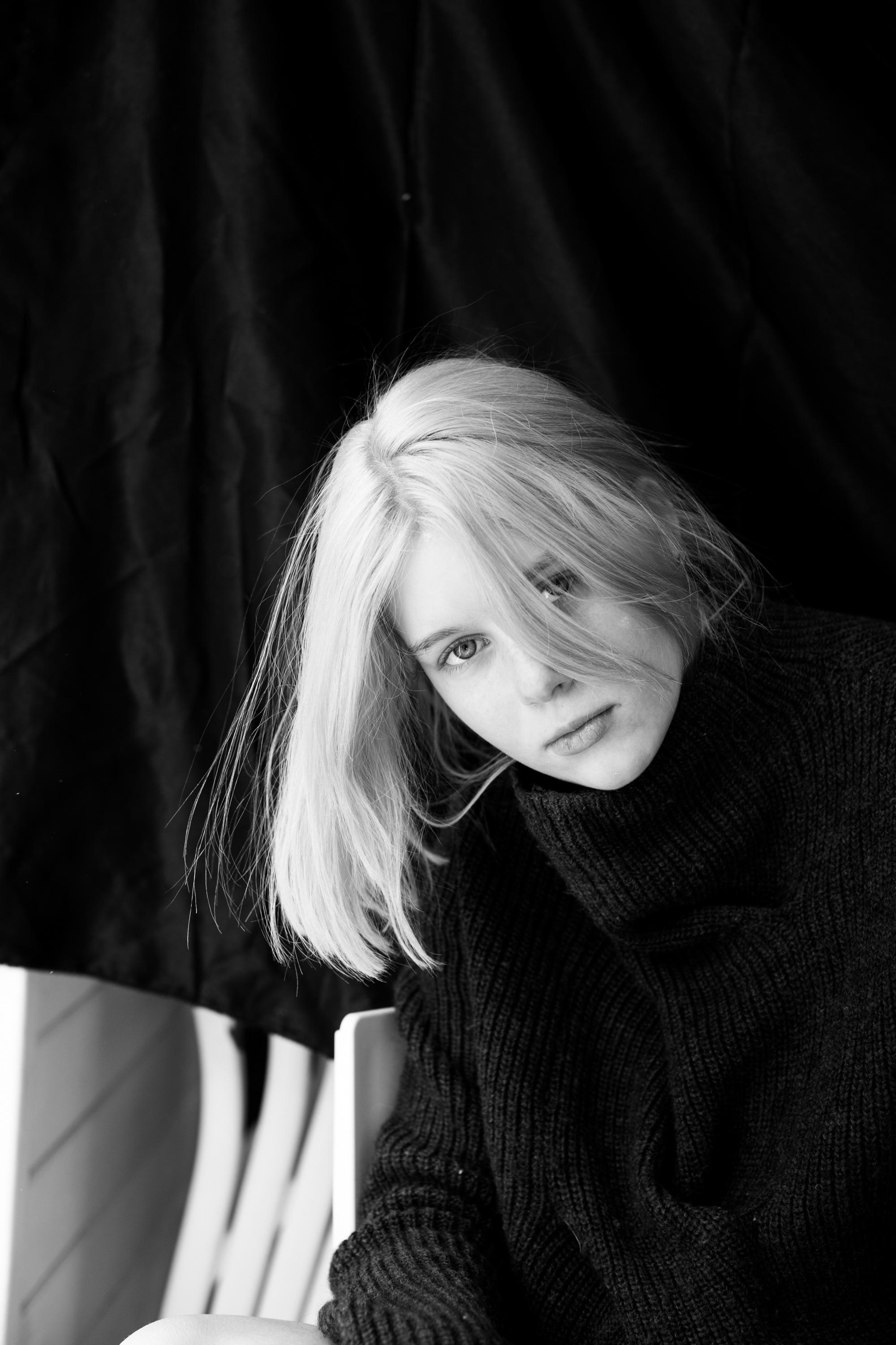 И снова Алиса — мой верный «partner in crime» и по совместительству дочь))). Портретный творческий фотограф в Москве Надя Дудник