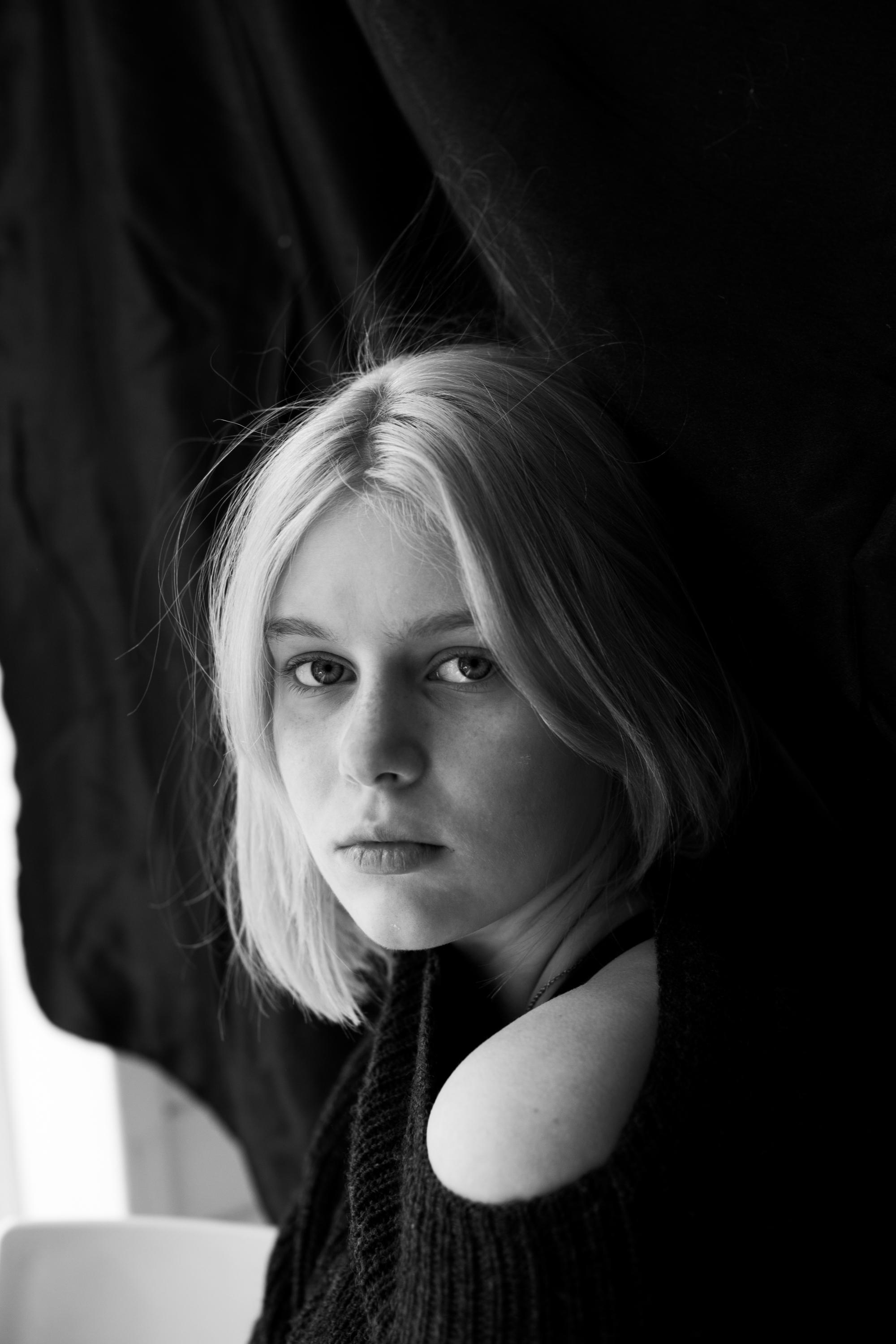 И снова Алиса — мой верный «partner in crime» и по совместительству дочь))). Портретный творческий фотограф в Москве Надя Дудник