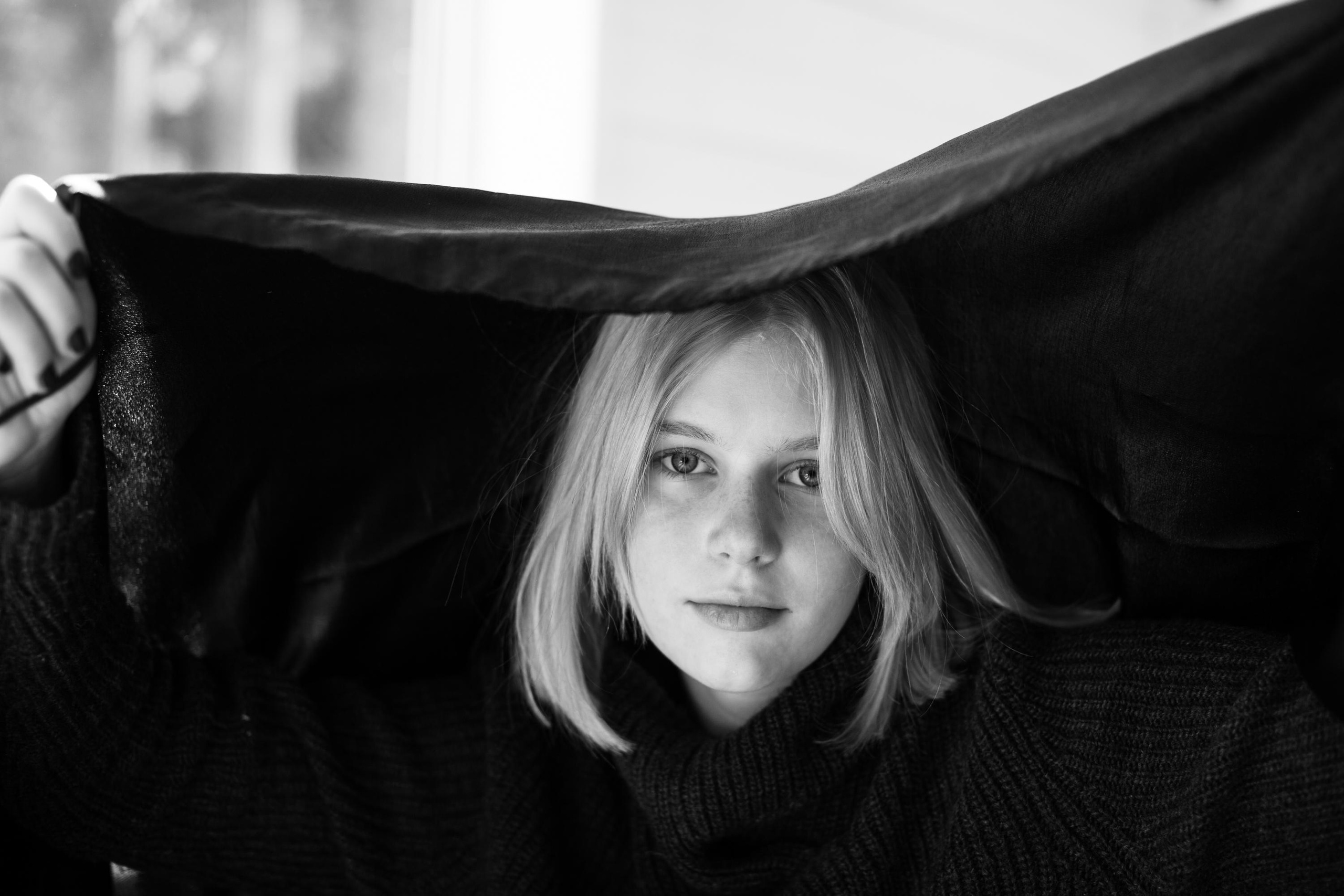 И снова Алиса — мой верный «partner in crime» и по совместительству дочь))). Портретный творческий фотограф в Москве Надя Дудник