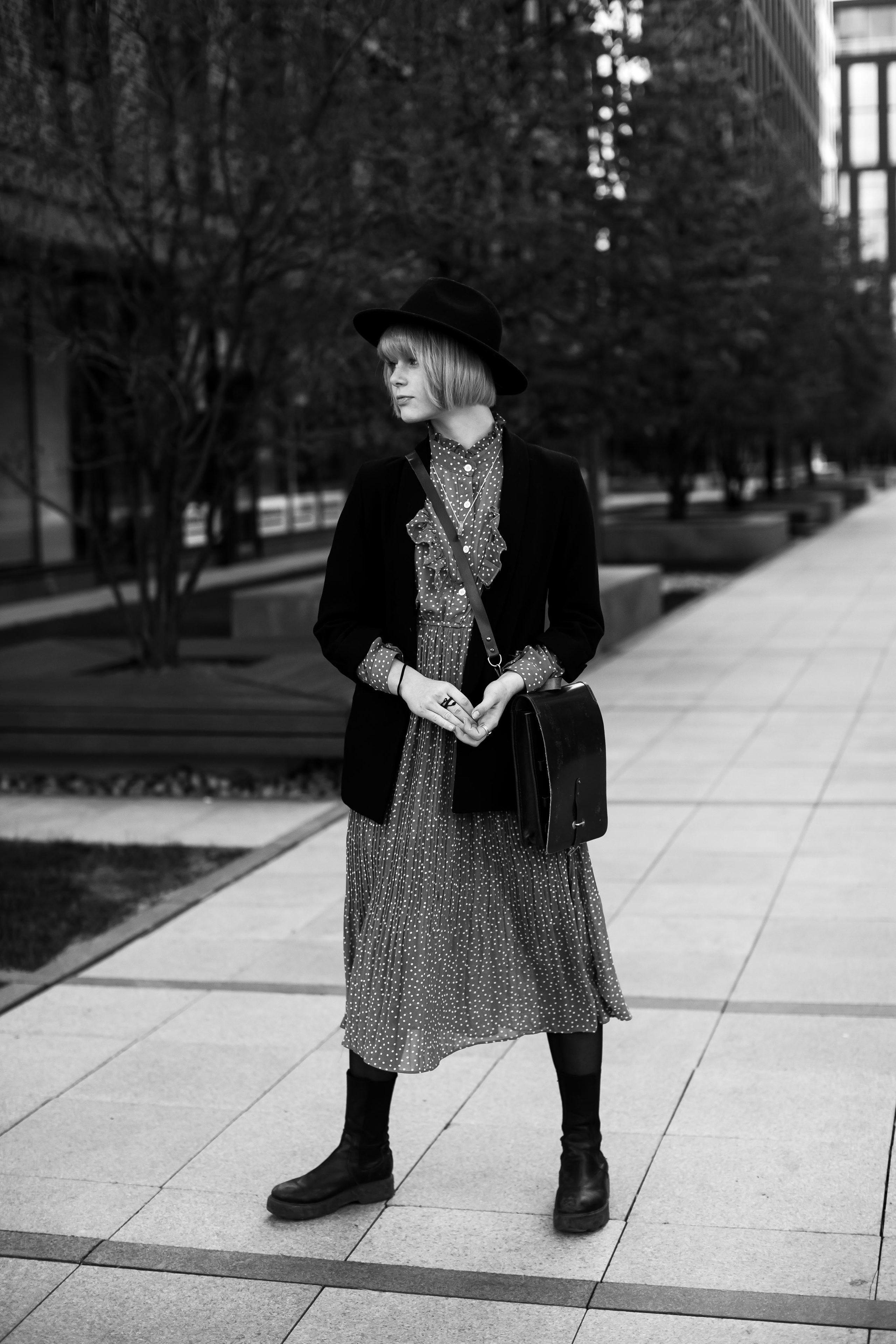 Весенняя уличная съемка. Портретный творческий фотограф в Москве Надя Дудник