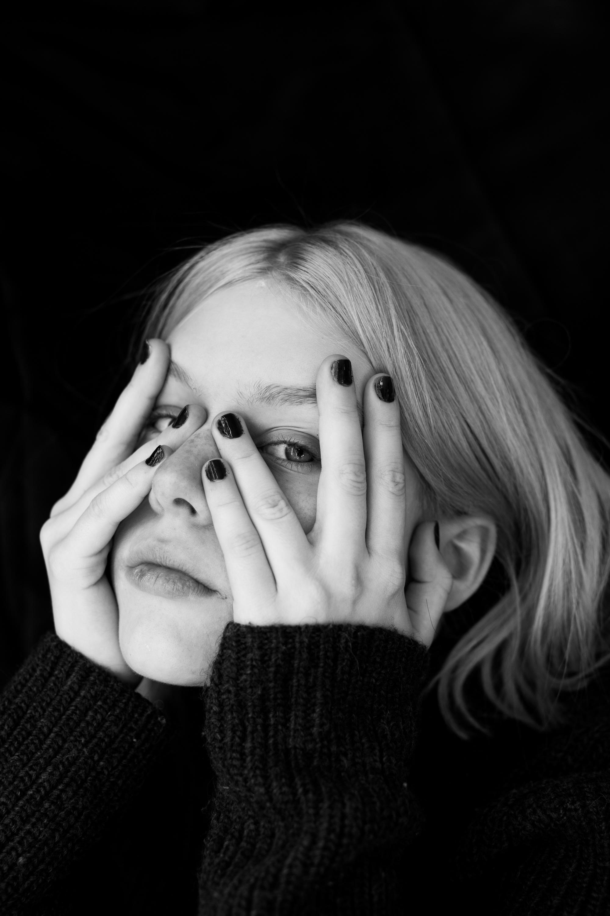 И снова Алиса — мой верный «partner in crime» и по совместительству дочь))). Портретный творческий фотограф в Москве Надя Дудник