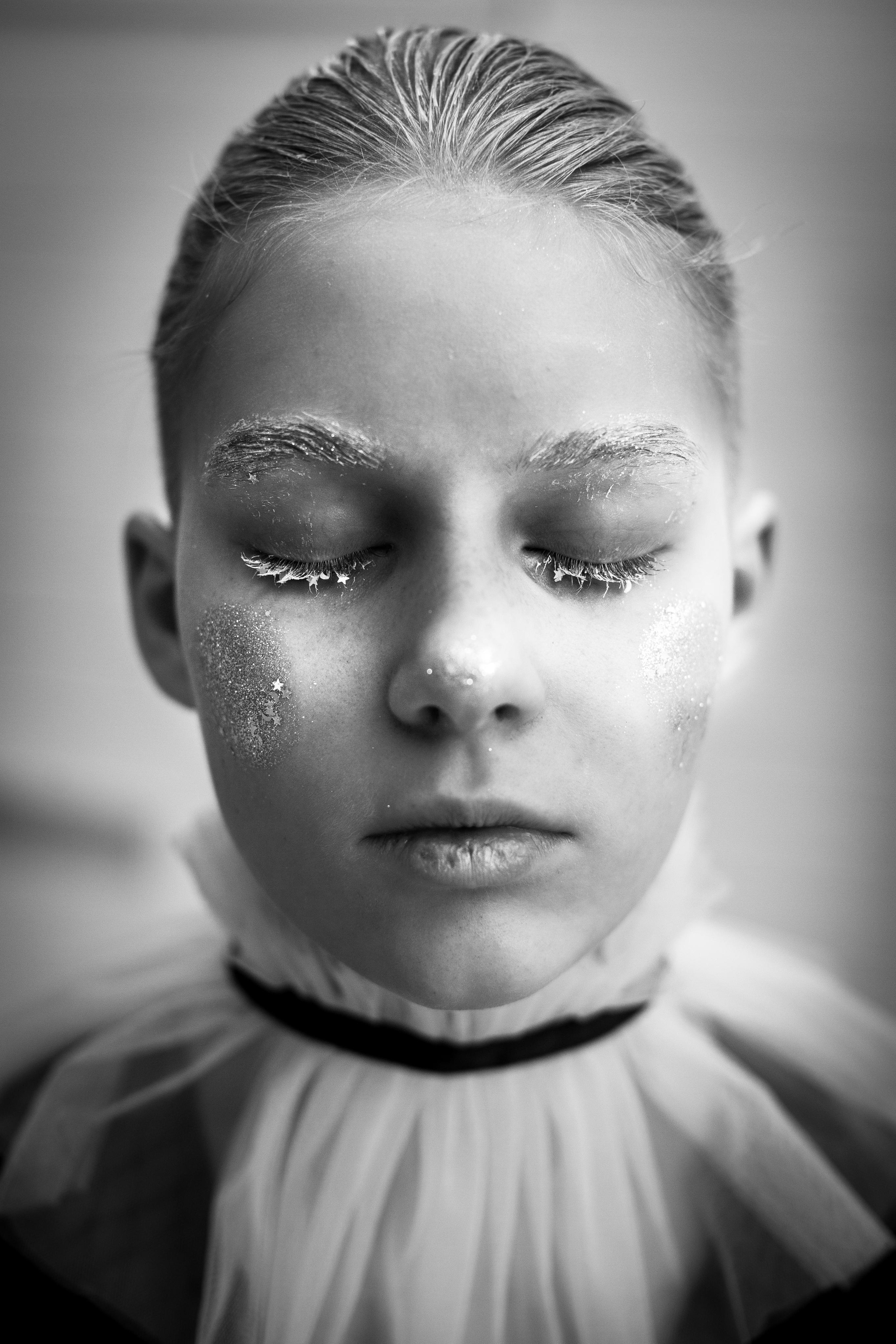 Алиса, такая Алиса. Портретный творческий фотограф в Москве Надя Дудник