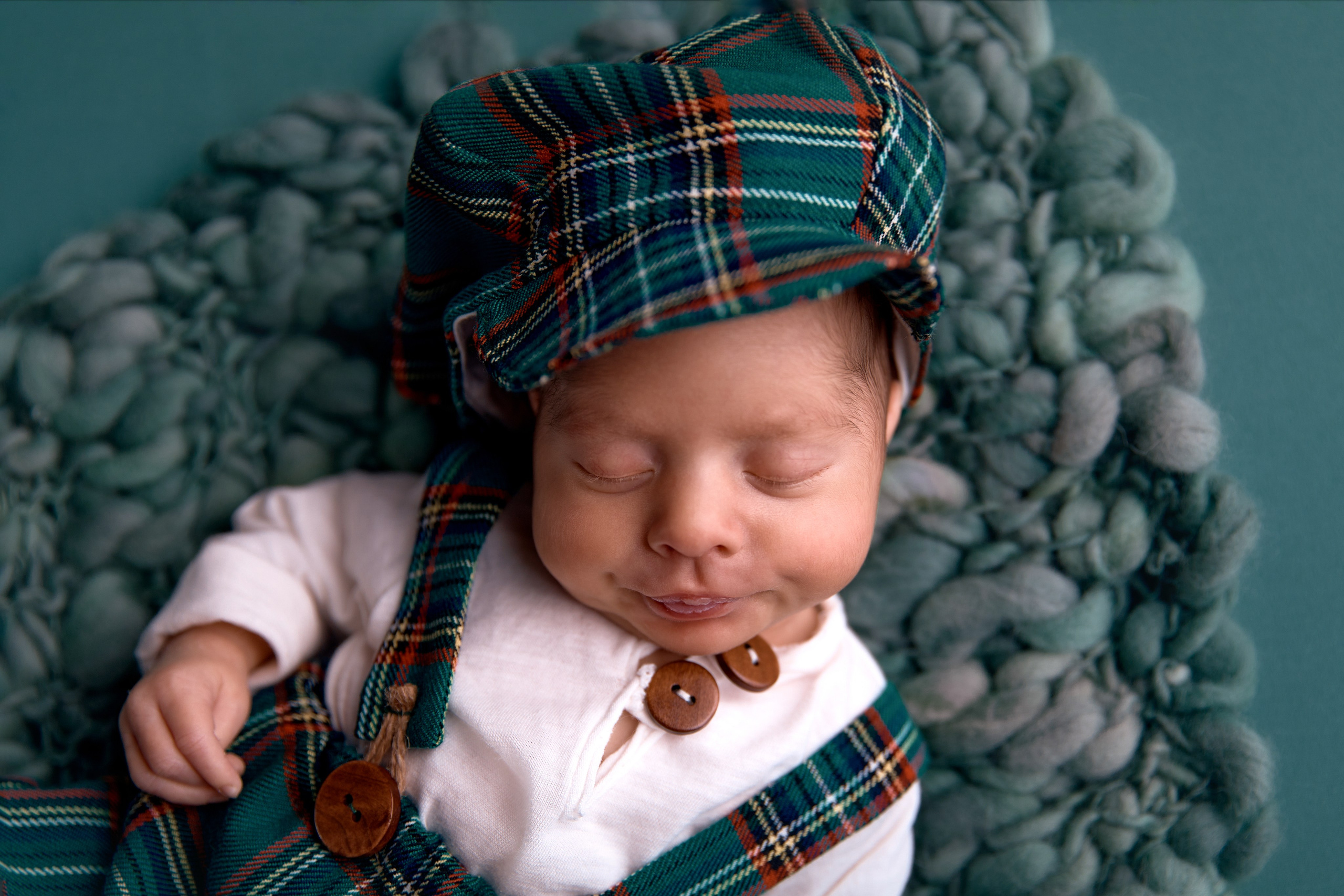 Профессиональный фотограф новорождённых в Москве Елена Сатюкова