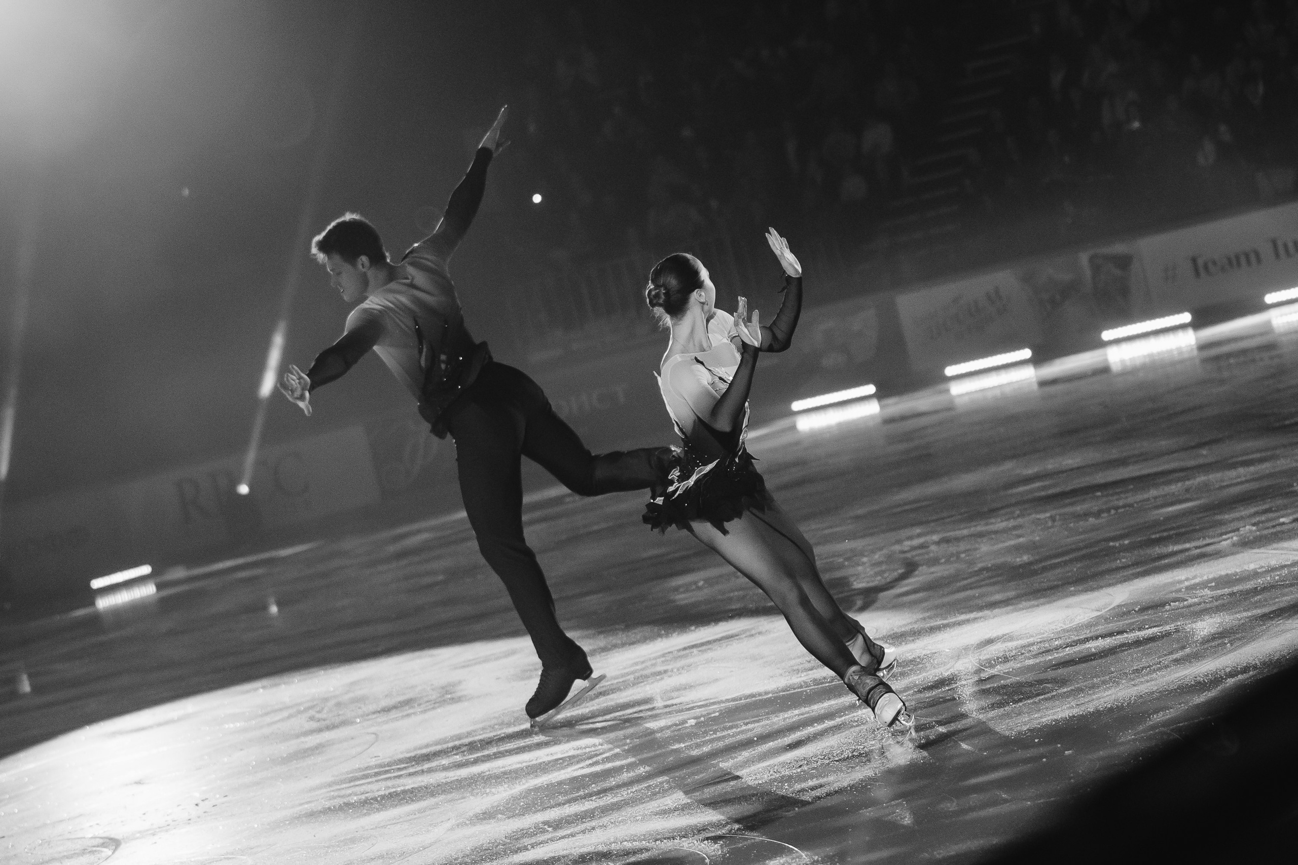 Шоу «Чемпионы на льду» в Новосибирске. Воробьева Ксения — Спортивный и танцевальный фотограф Новосибирск