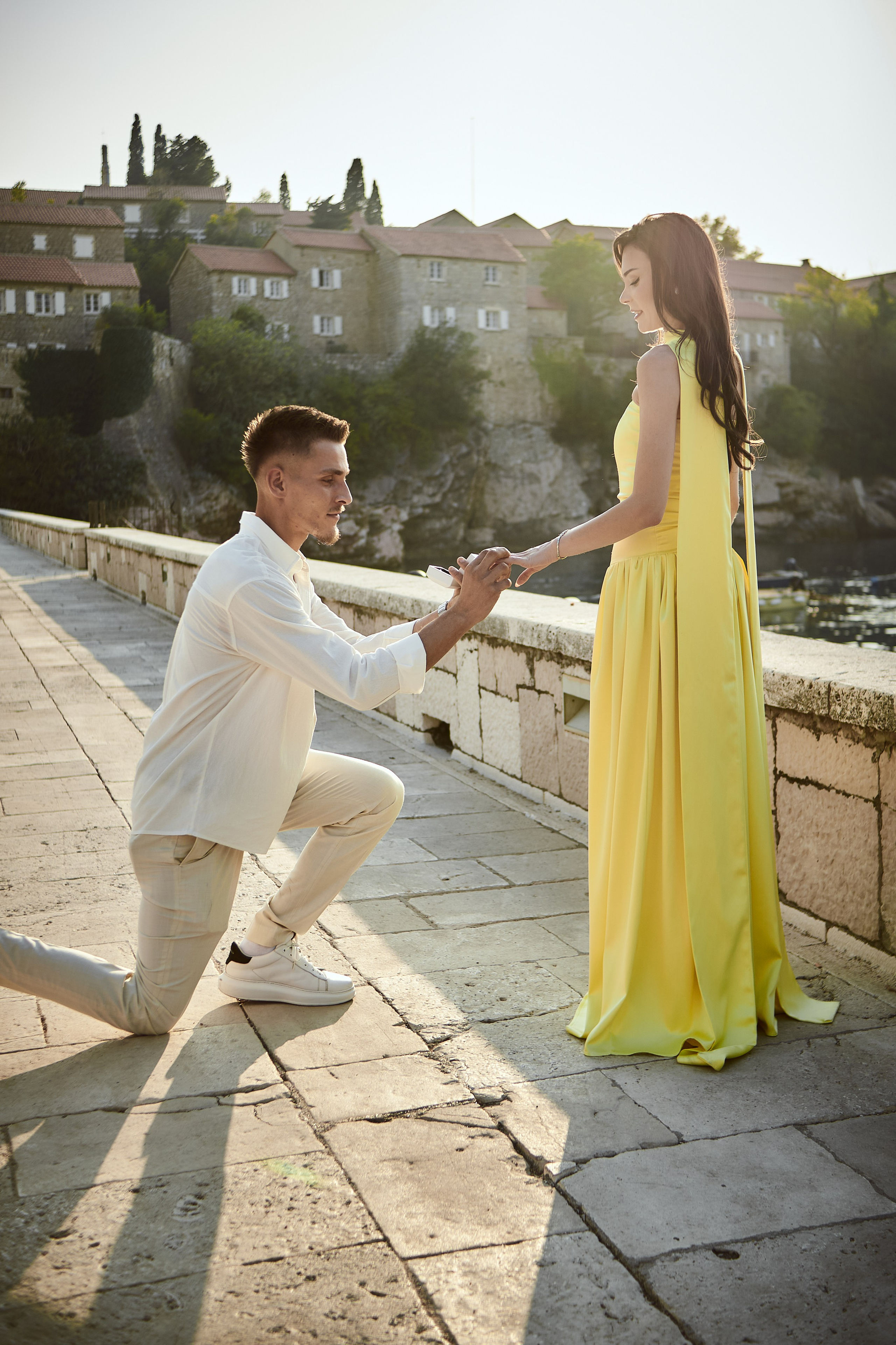 Sunset Engagement Shoot in Sveti Stefan | Ilhan & Ilhana's Proposal. Фотосессии в Черногории — фотограф Станевская Эля