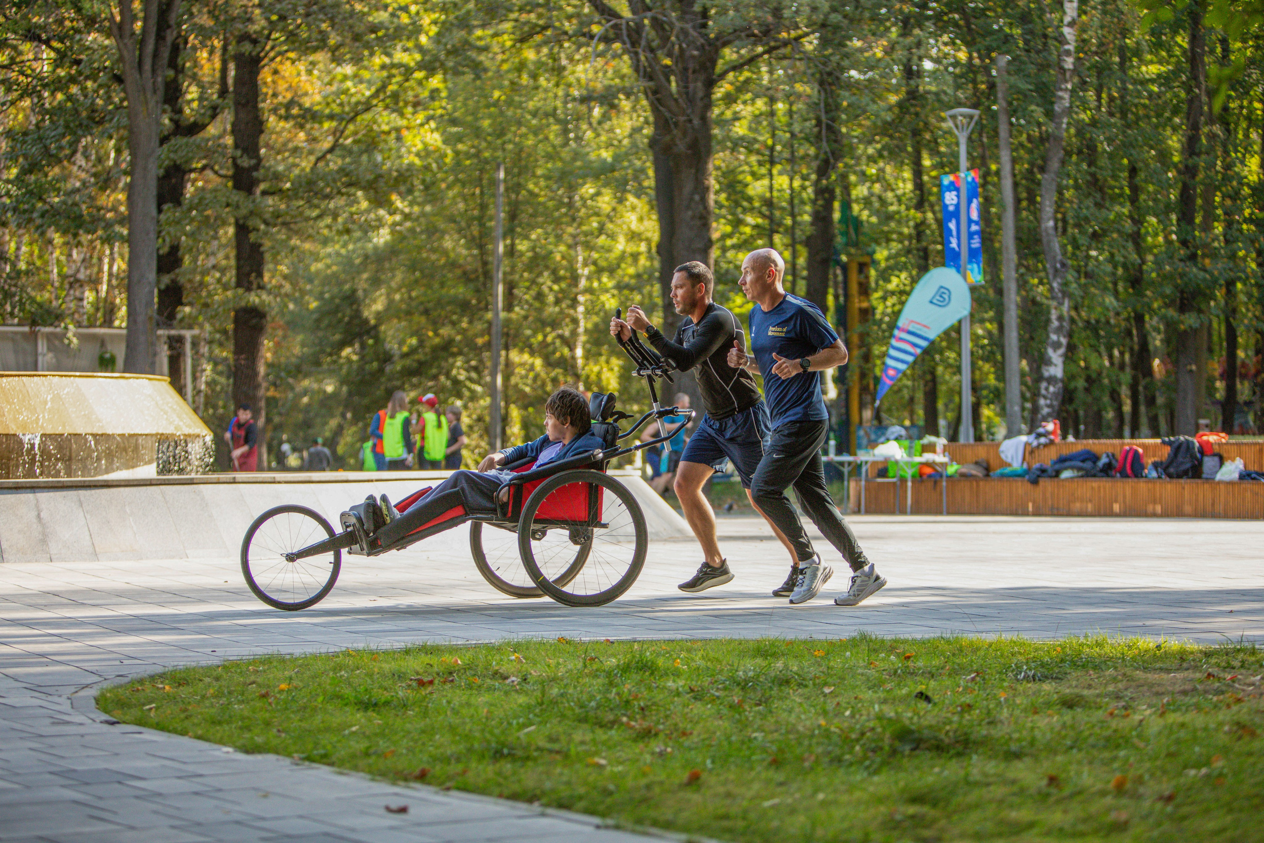 122 забег 5 вёрст Химки, 21.09.24. Фотограф Сергей Ловкий