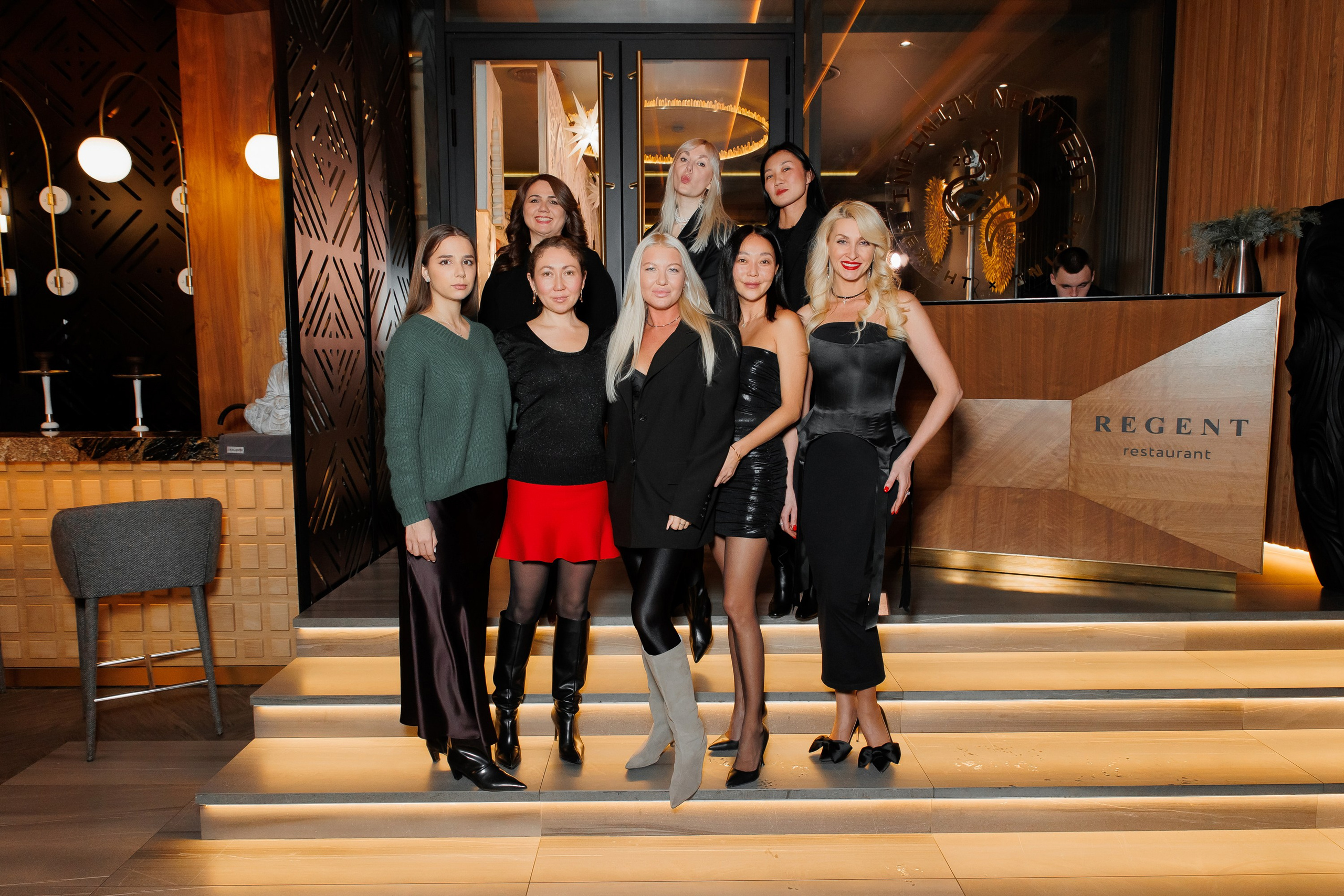 РЕЖЕНТ — HAPPY VALENTINES DAY. СВОИ. ФОТООТЧЕТЫ-СОБЫТИЯ-МЕСТА