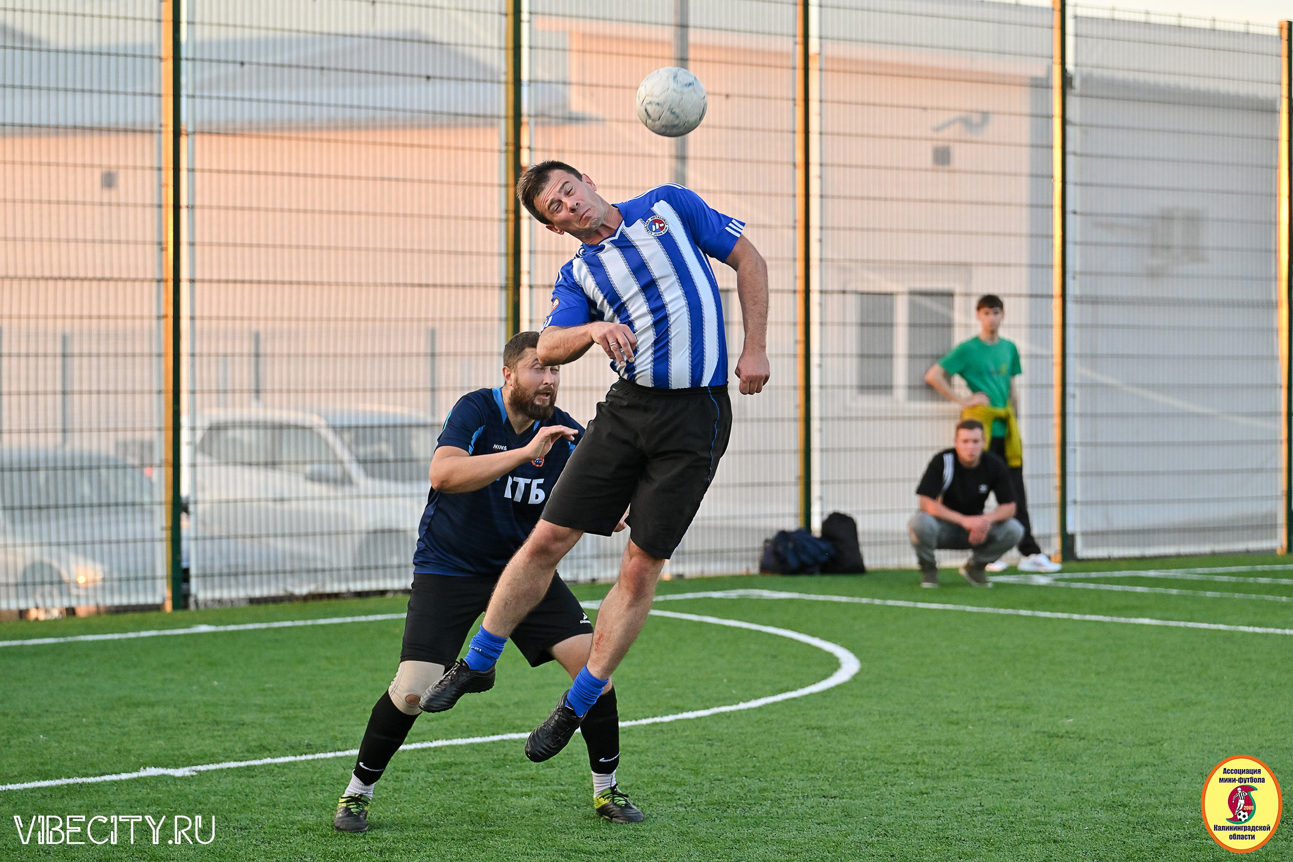 ИГРЫ МИНИ-ФУТБОЛЬНОЙ И КОРПОРАТИВНОЙ ЛИГИ. VIBECITY.RU Вайб Сити Ру Фоторепортажи Фотоотчеты Калининград