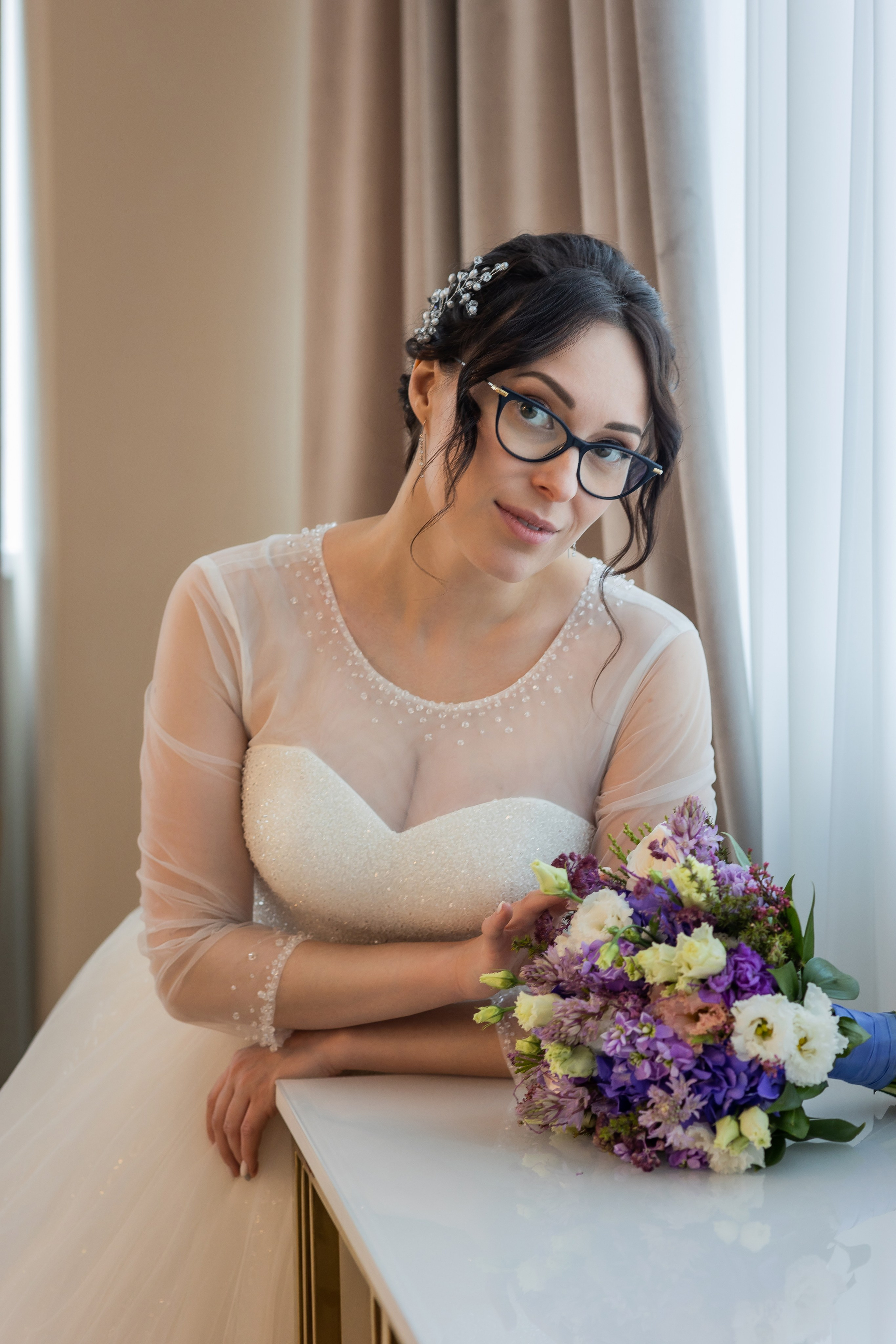 Миша и Маша. Весенняя свадьба 18.04.2023. Семейный фотограф в Москве Наталья Чуб, заказать Фотокнигу