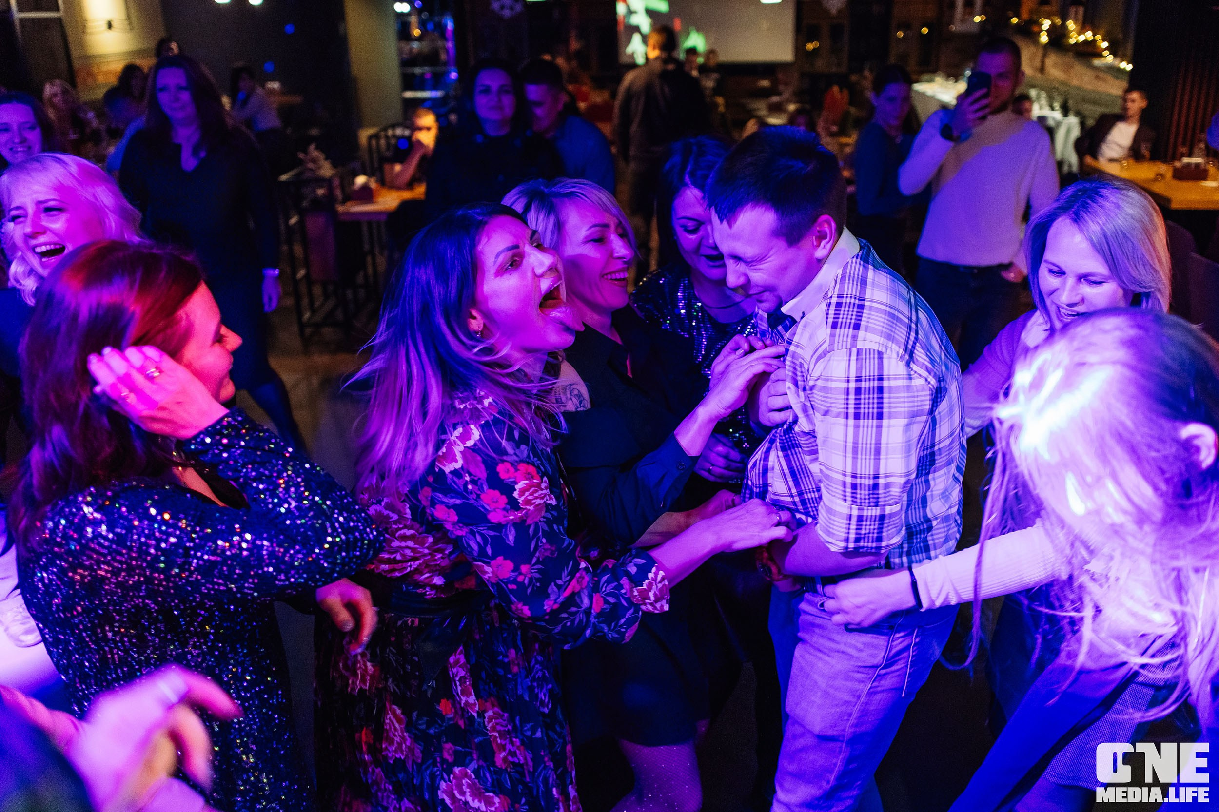 Фоторепортаж из бара Барре. One Media Life: фоторепортажи, фотоотчеты с мероприятий и заведений