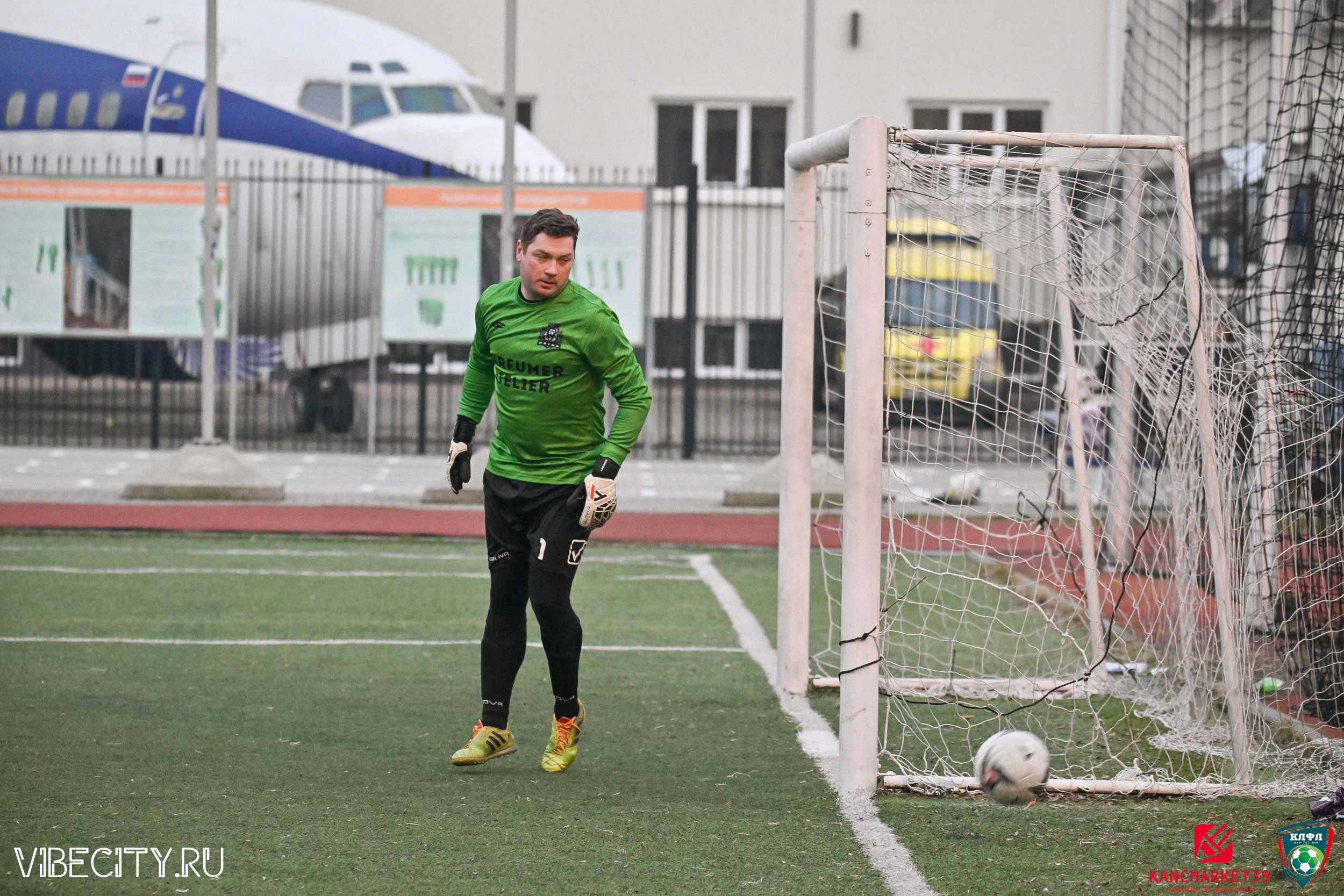 XX ЧЕМПИОНАТ КАЛИНИНГРАДСКОЙ ЛФЛ КАНЦМАРКЕТ39 сезона 2024–2025 гг. VIBECITY.RU Вайб Сити Ру Фоторепортажи Фотоотчеты Калининград