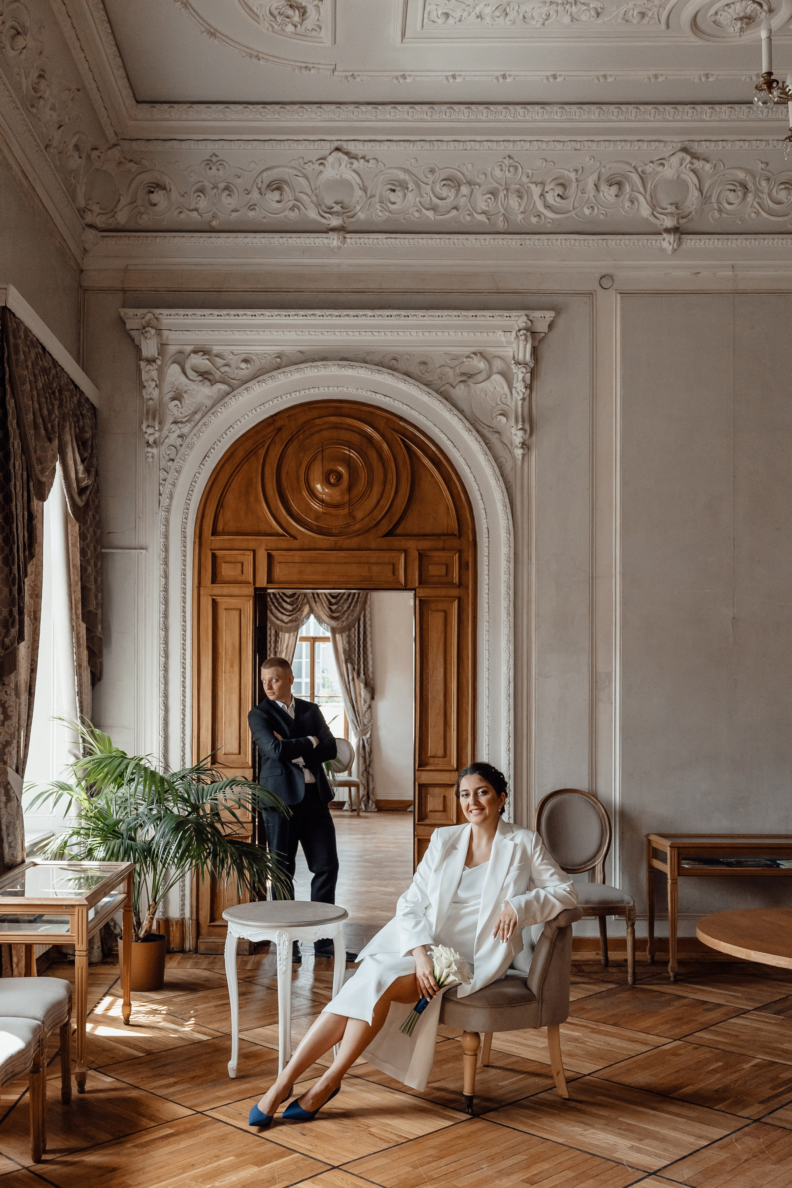 свадебная фотосессия в библиотеке читальне Пушкина