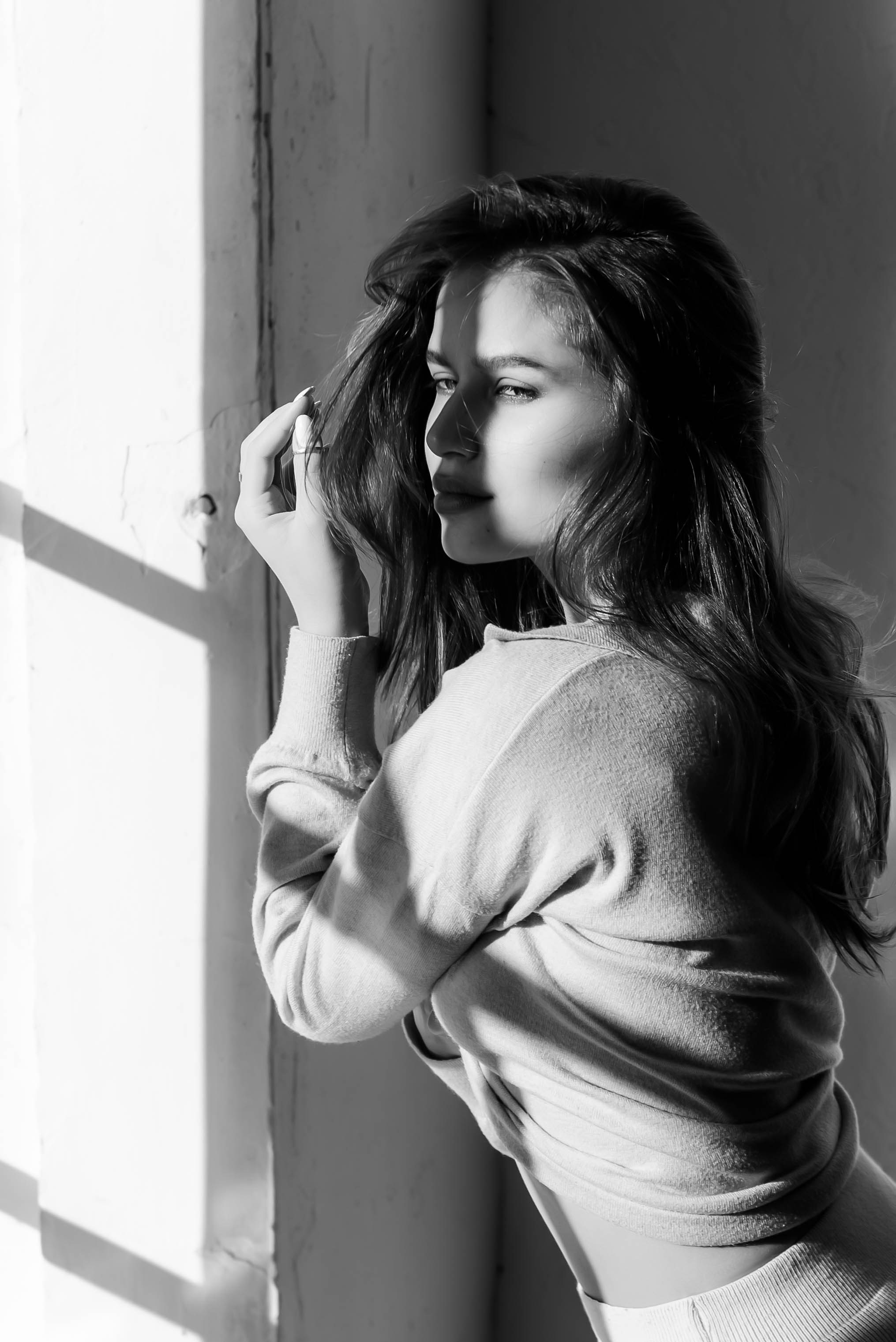 Студийная портретная фотосессия с естественным солнечным светом. Портретный и репортажный фотограф в Санкт-Петербурге | Валерия Кайряк