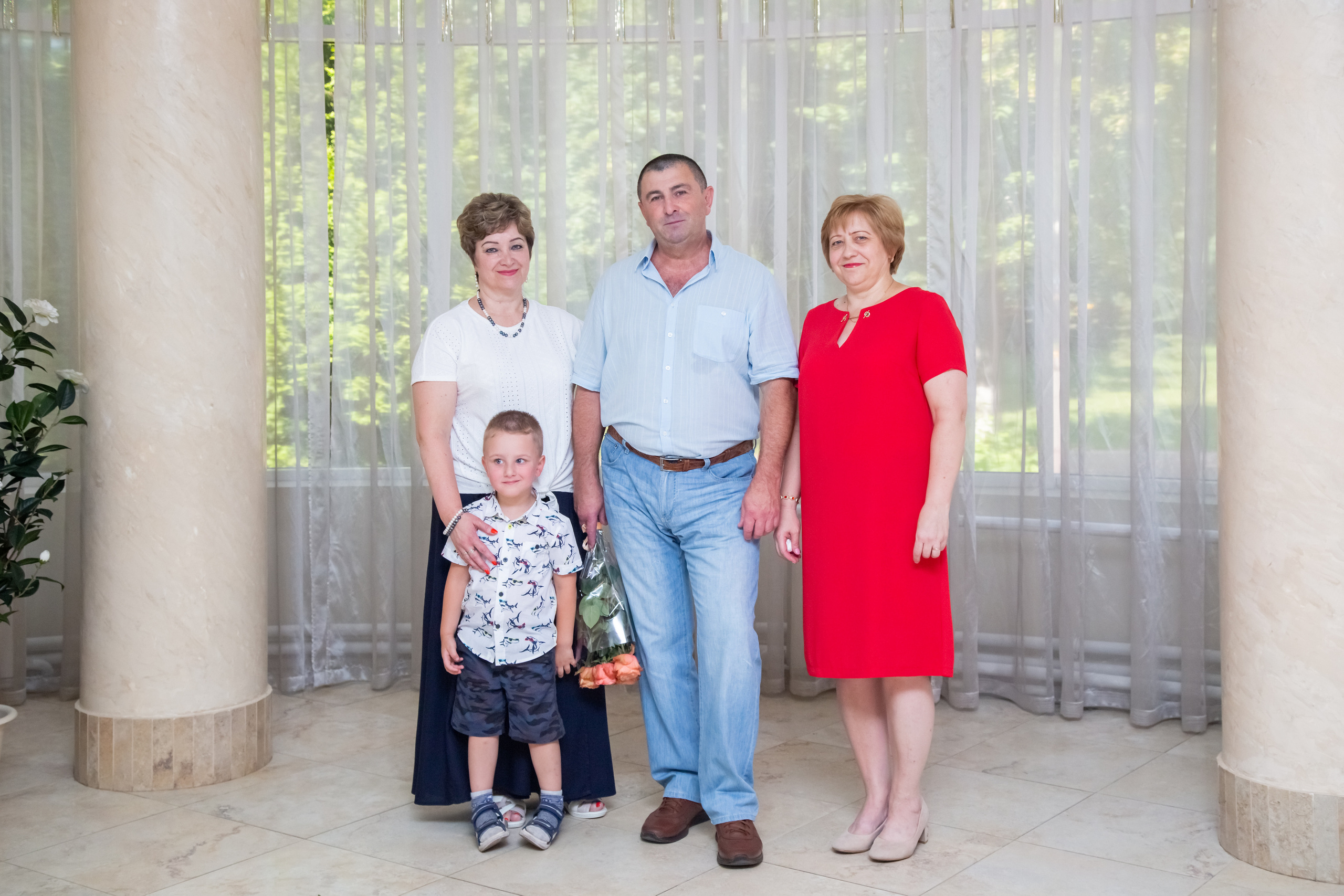 Свадебная фотосессия Елены и Алексея в парке отеля Ревиталь. Галина Шарапова Детский и семейный фотограф Москва