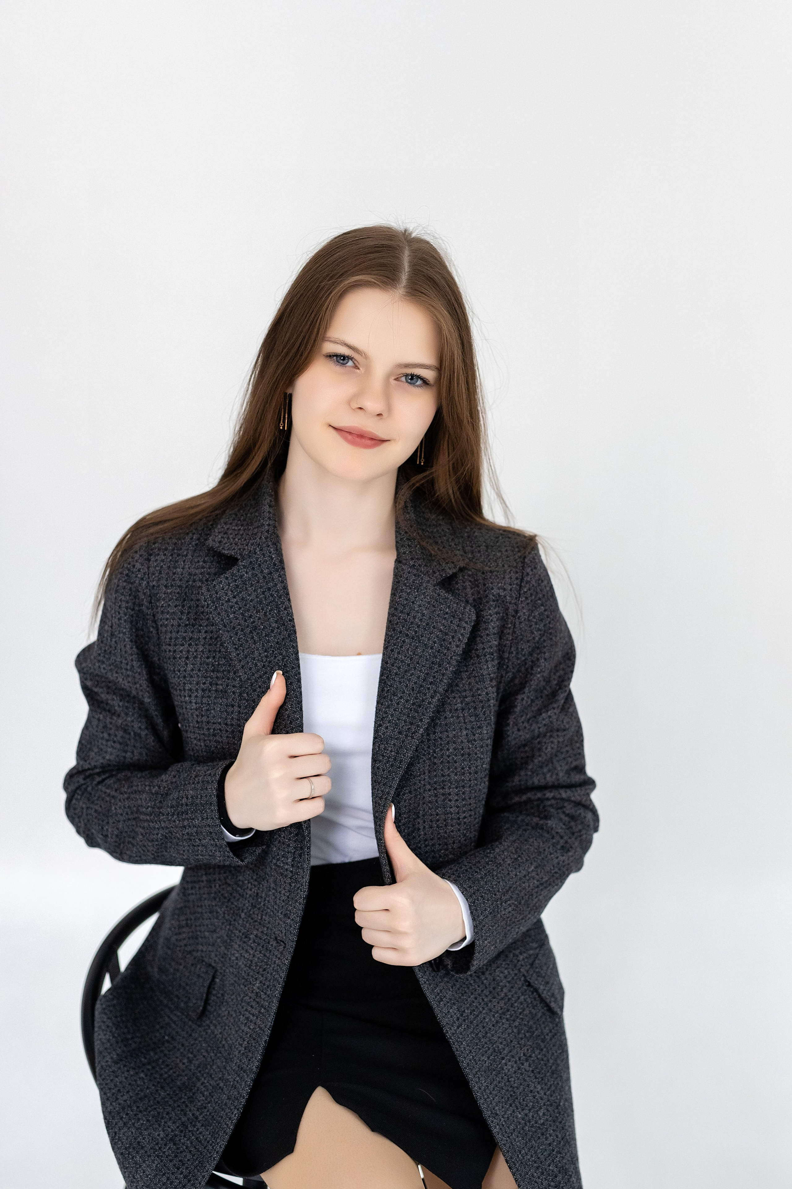 Выпускной альбом Владивосток 11 класс. Стильный выпускной альбом Владивосток фотограф Вероника Мигачева