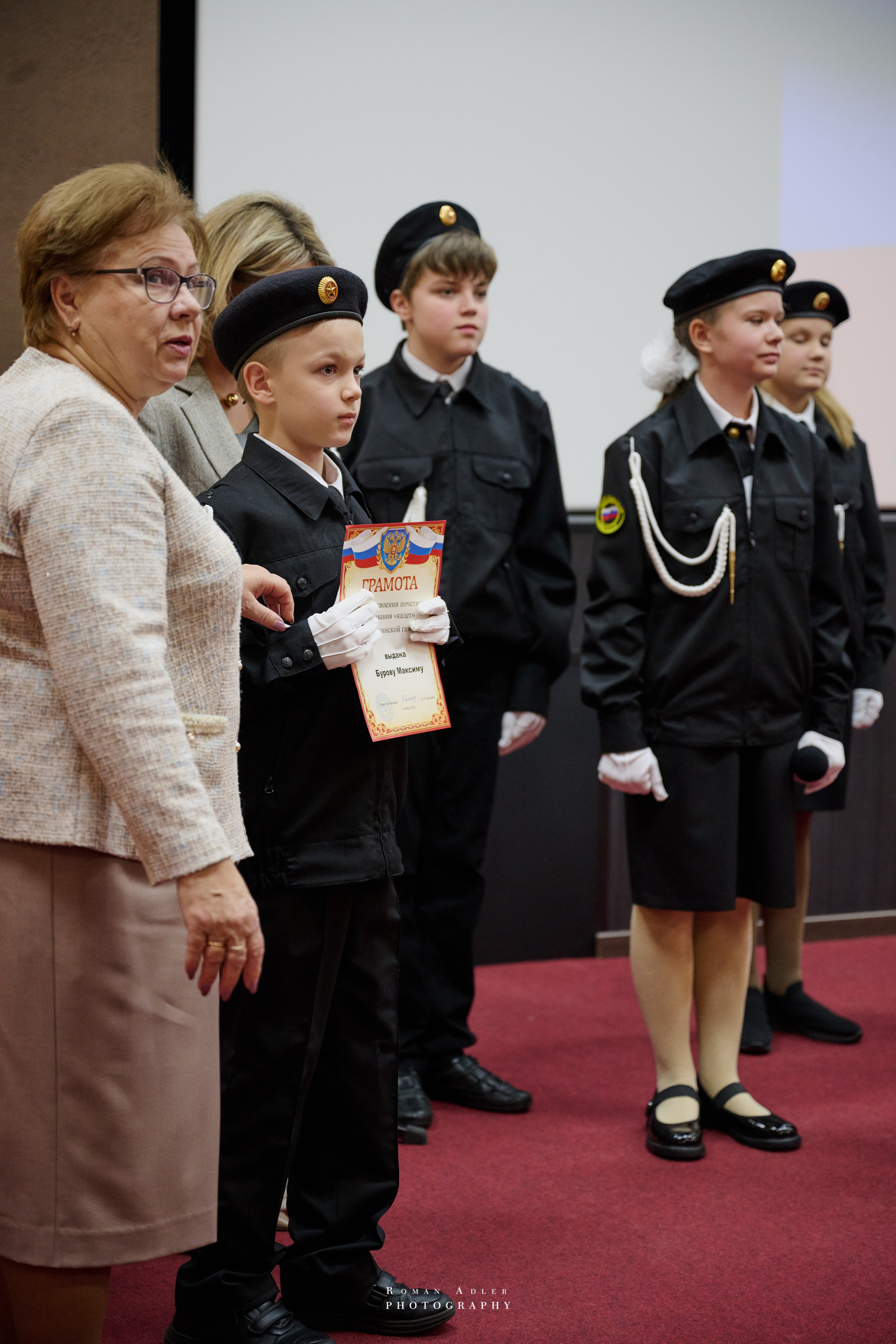 ДК «Победа» выставка фотопроекта «Территории». Фотограф Роман Адлер