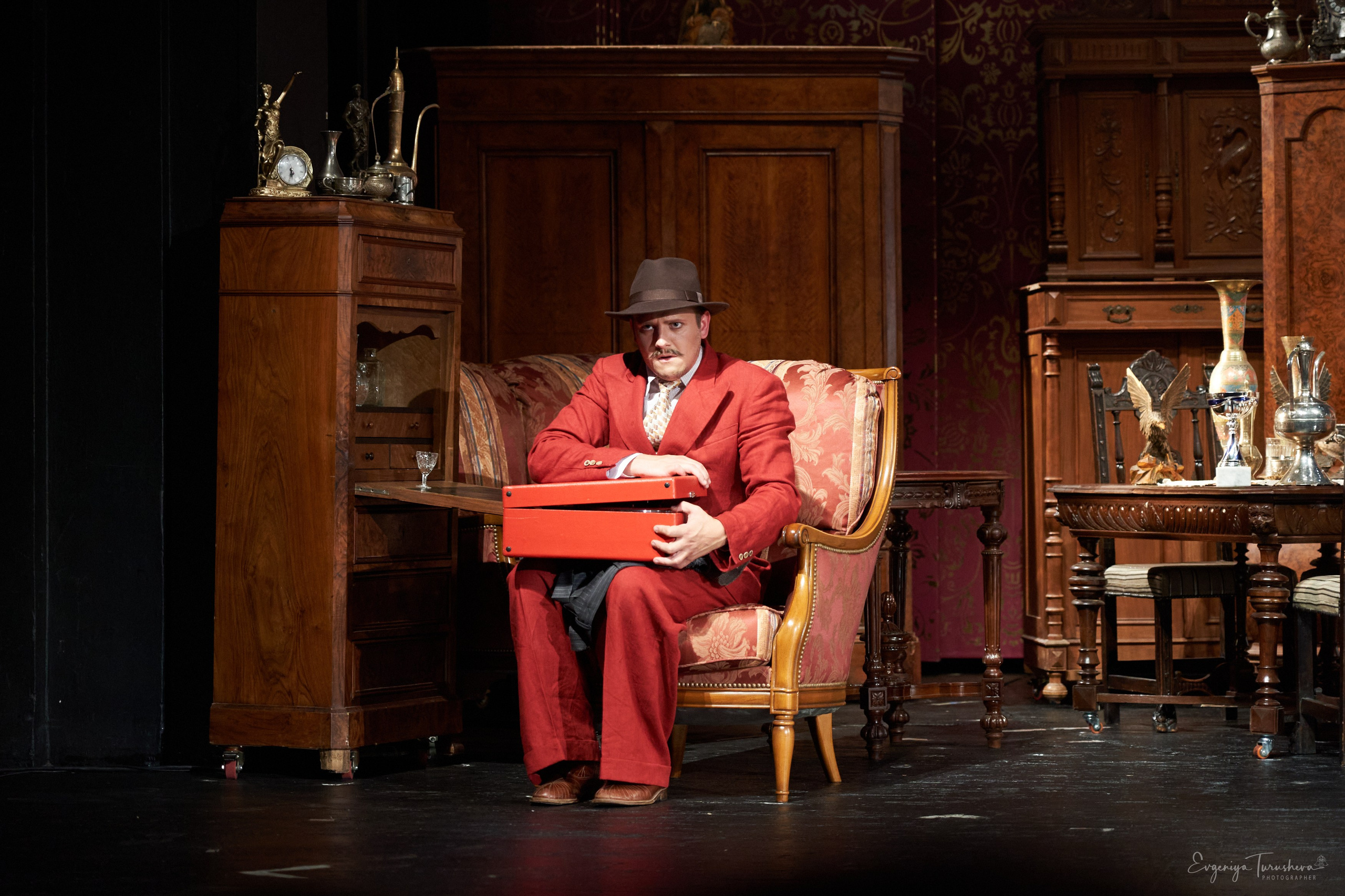 «Иван Васильевич» — премьера, открывшая сотый сезон Театра Сатиры. Фотограф Евгения Турушева