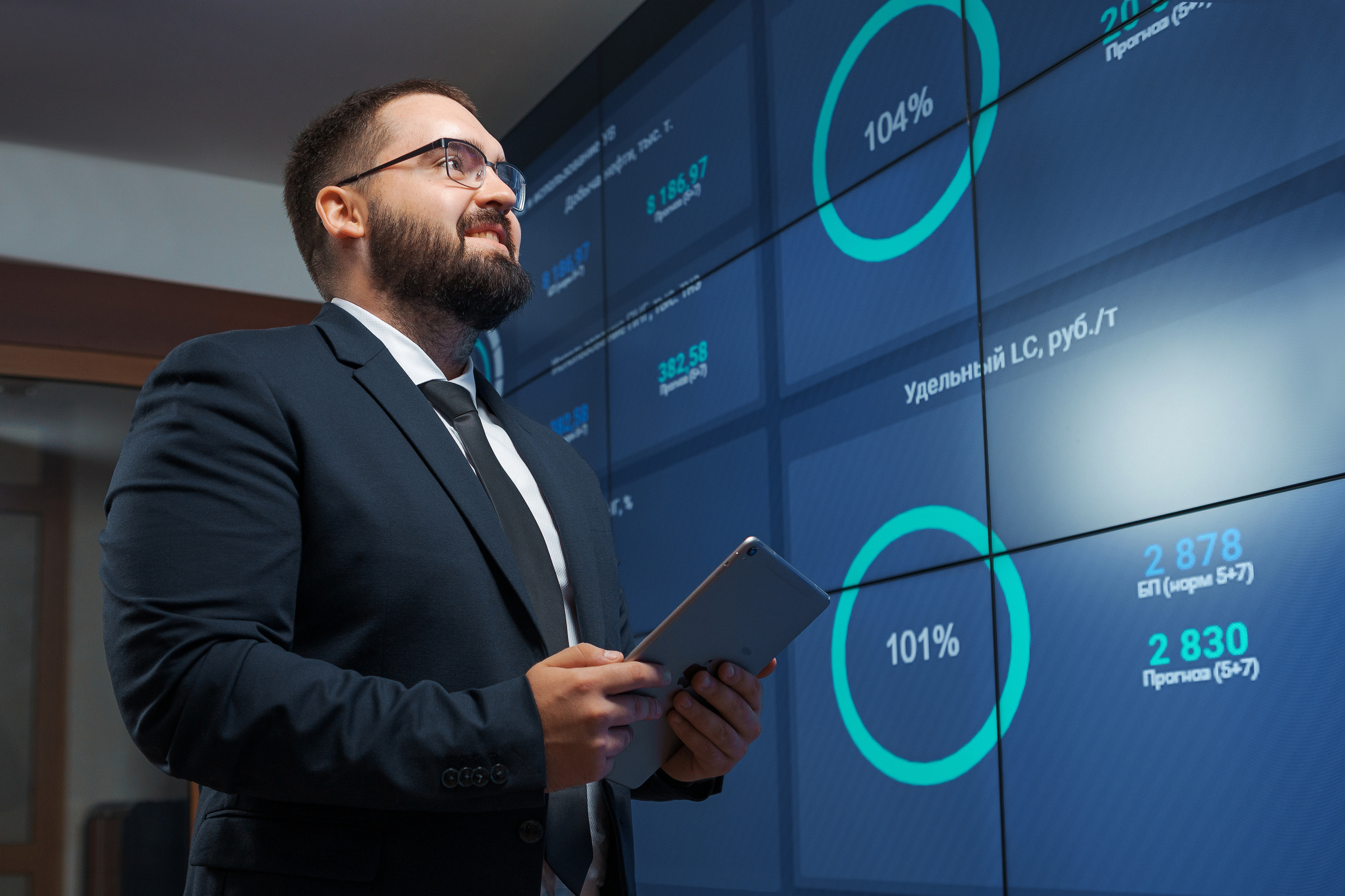 Репортаж. Студийная съёмка. Имиджевая съёмка. Бизнес портреты. ГРАНДФОТО.РФ