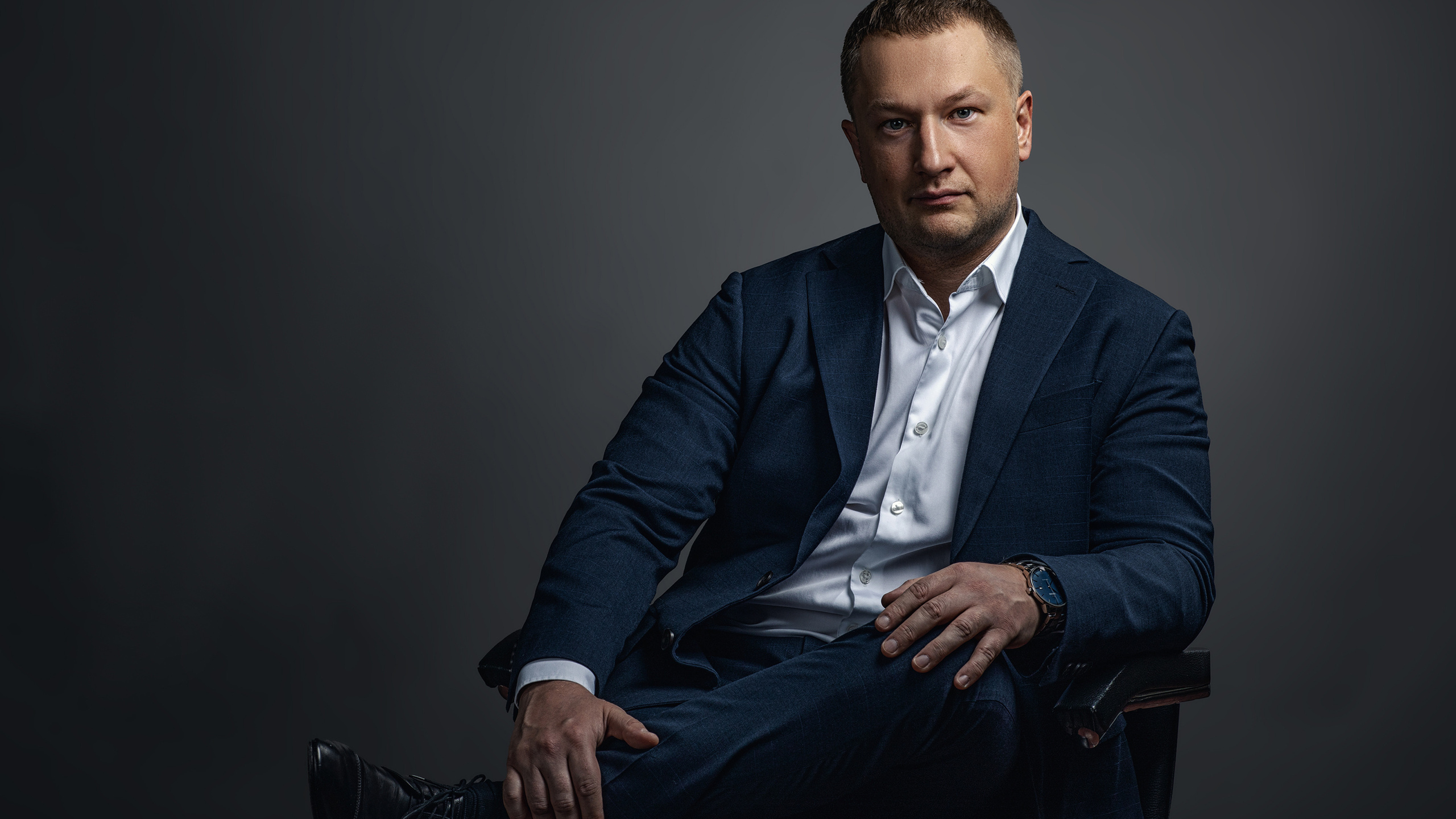 Репортаж. Студийная съёмка. Имиджевая съёмка. Бизнес портреты. ГРАНДФОТО.РФ