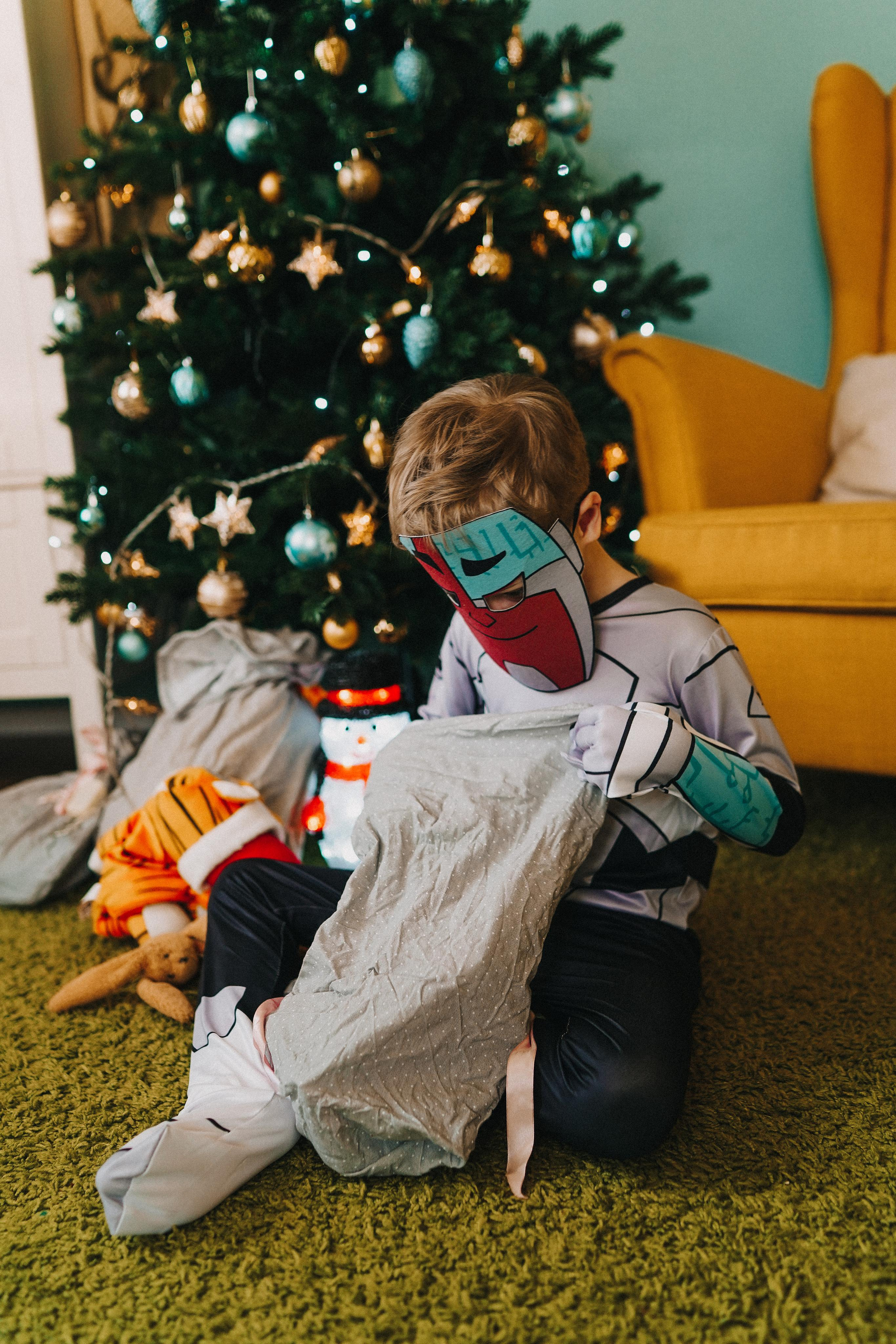 Фотосъемка Дня Рождения Юры дома. Фотосессия новорожденных в Москве — newborn фотограф Елена Виниченко